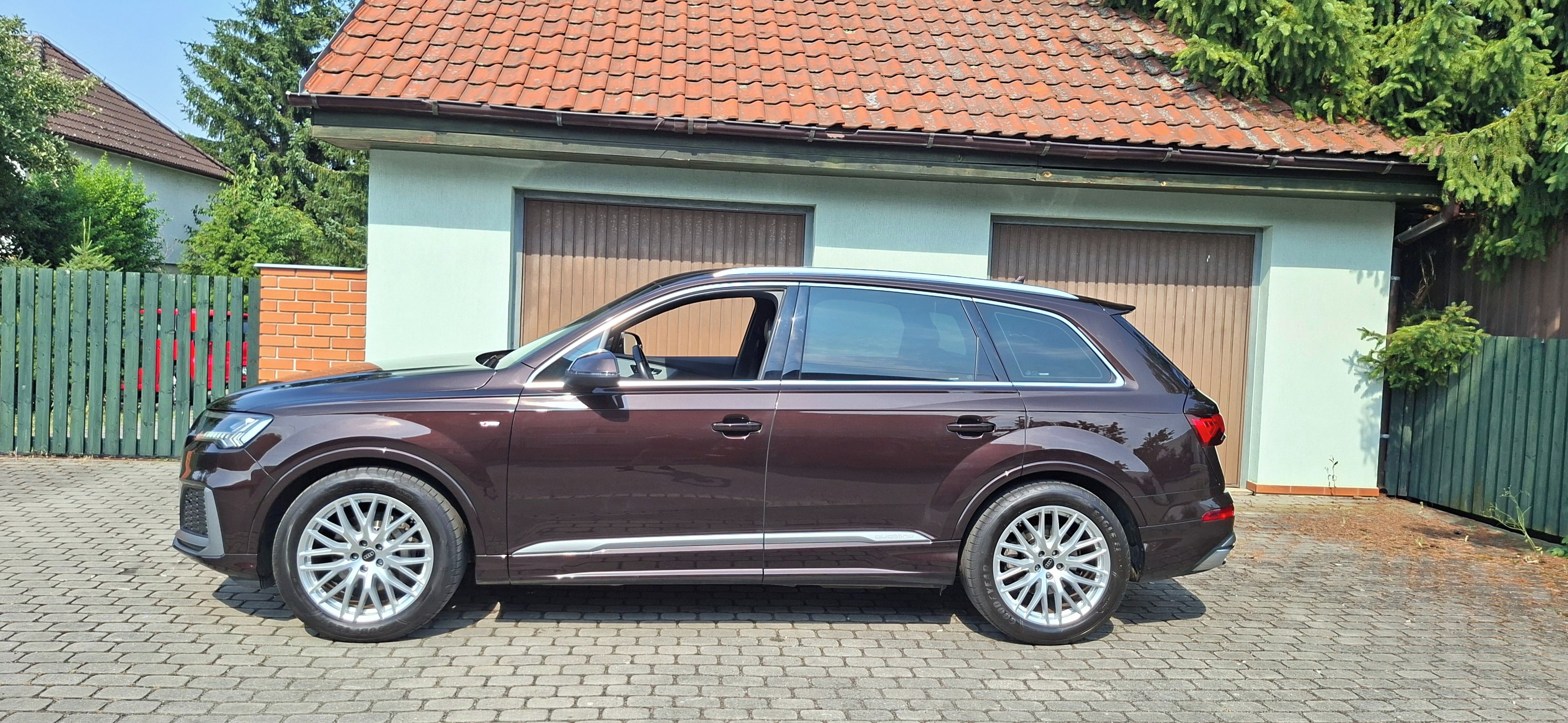 Audi Q7, 3.0tdi S-Line ČR-1.m. - fotka 2