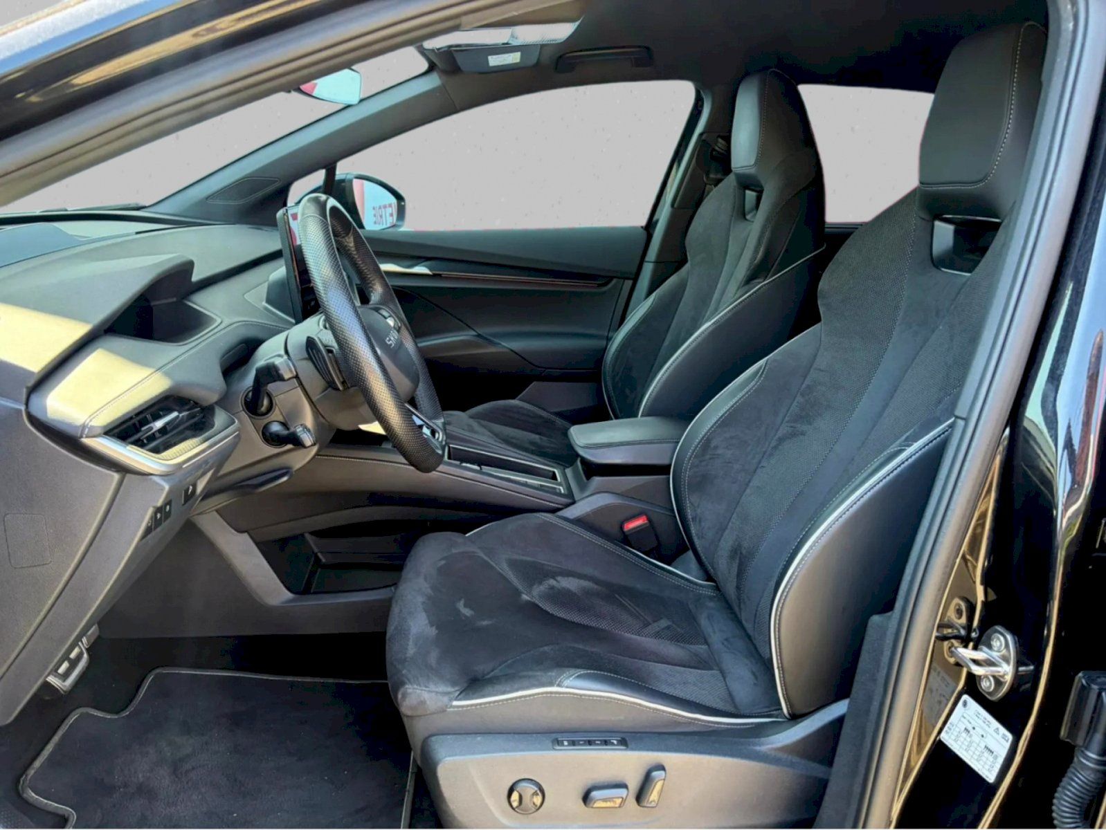 Škoda Elroq, 85, 82kWh 210kW Sportline - fotka 6