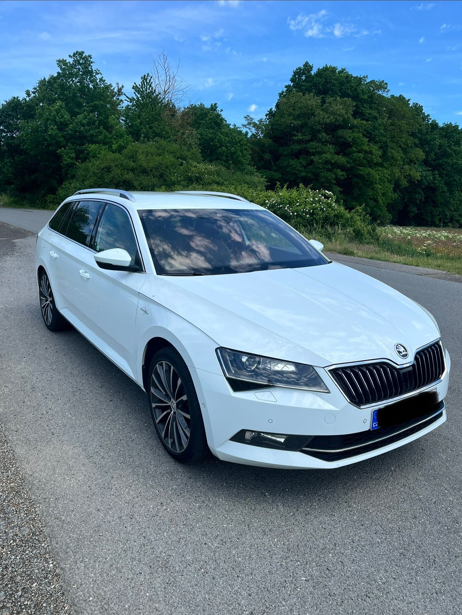 Škoda Superb, Webasto, nebourané