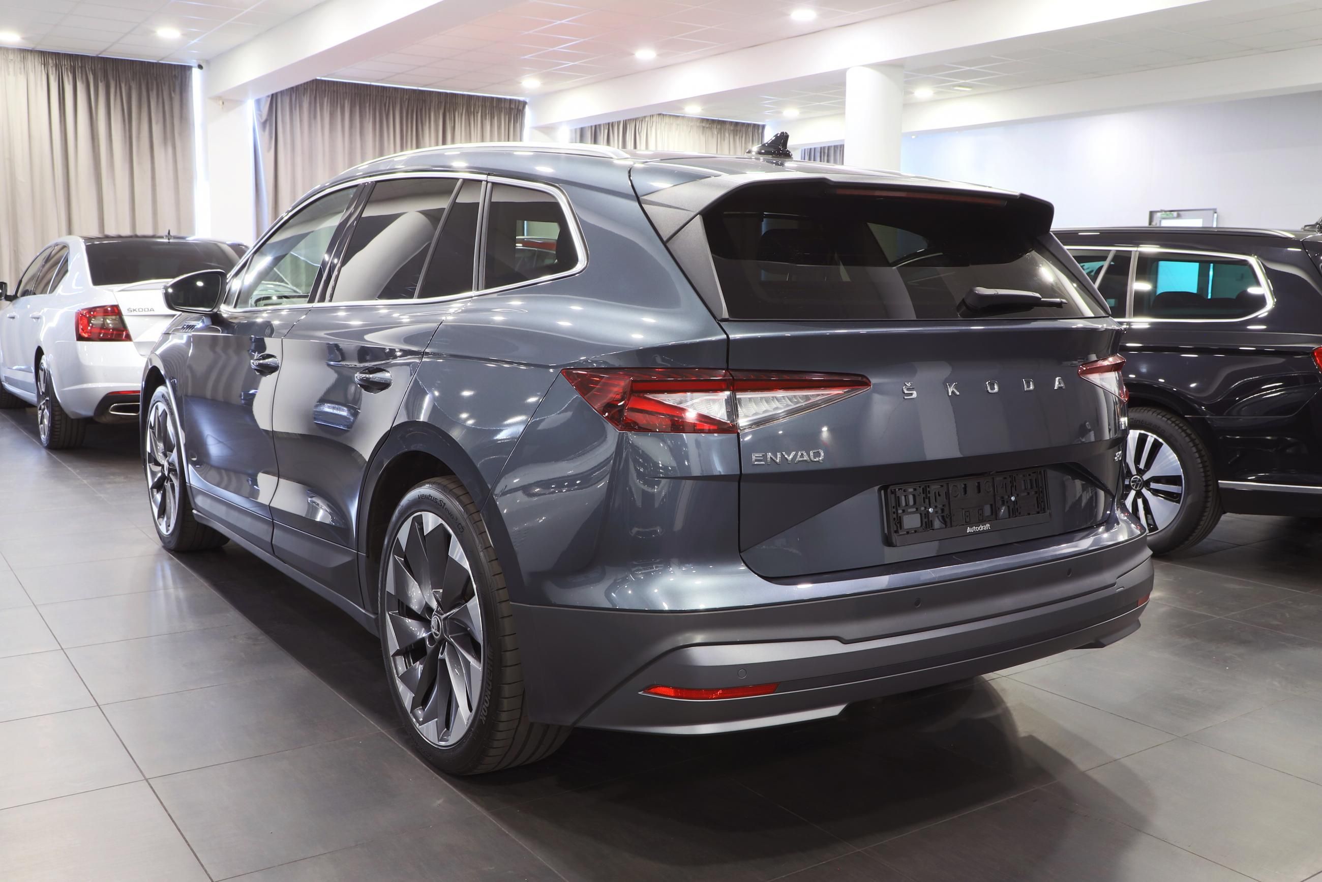 Škoda Enyaq iV, iV 80 150kW / ALU 21'' Tažné - fotka 5