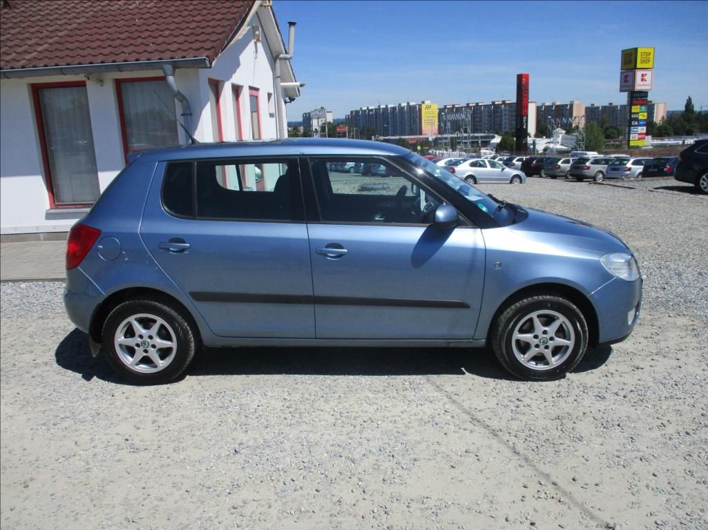 Škoda Fabia, 1,4 i,16v,klima,serv.kniha, - fotka 4