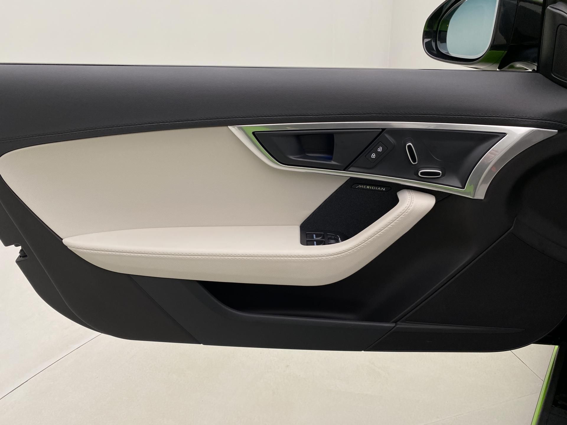 Jaguar F-Type, 2.0T 221kW AUT CZ - fotka 5