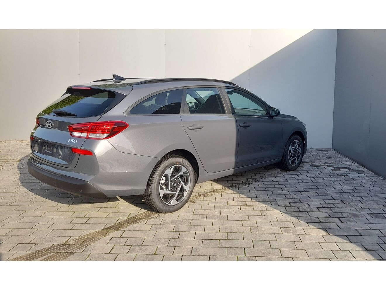 Hyundai i30, 26 WG 1,0 T-GDI MT GO CZECH - fotka 5