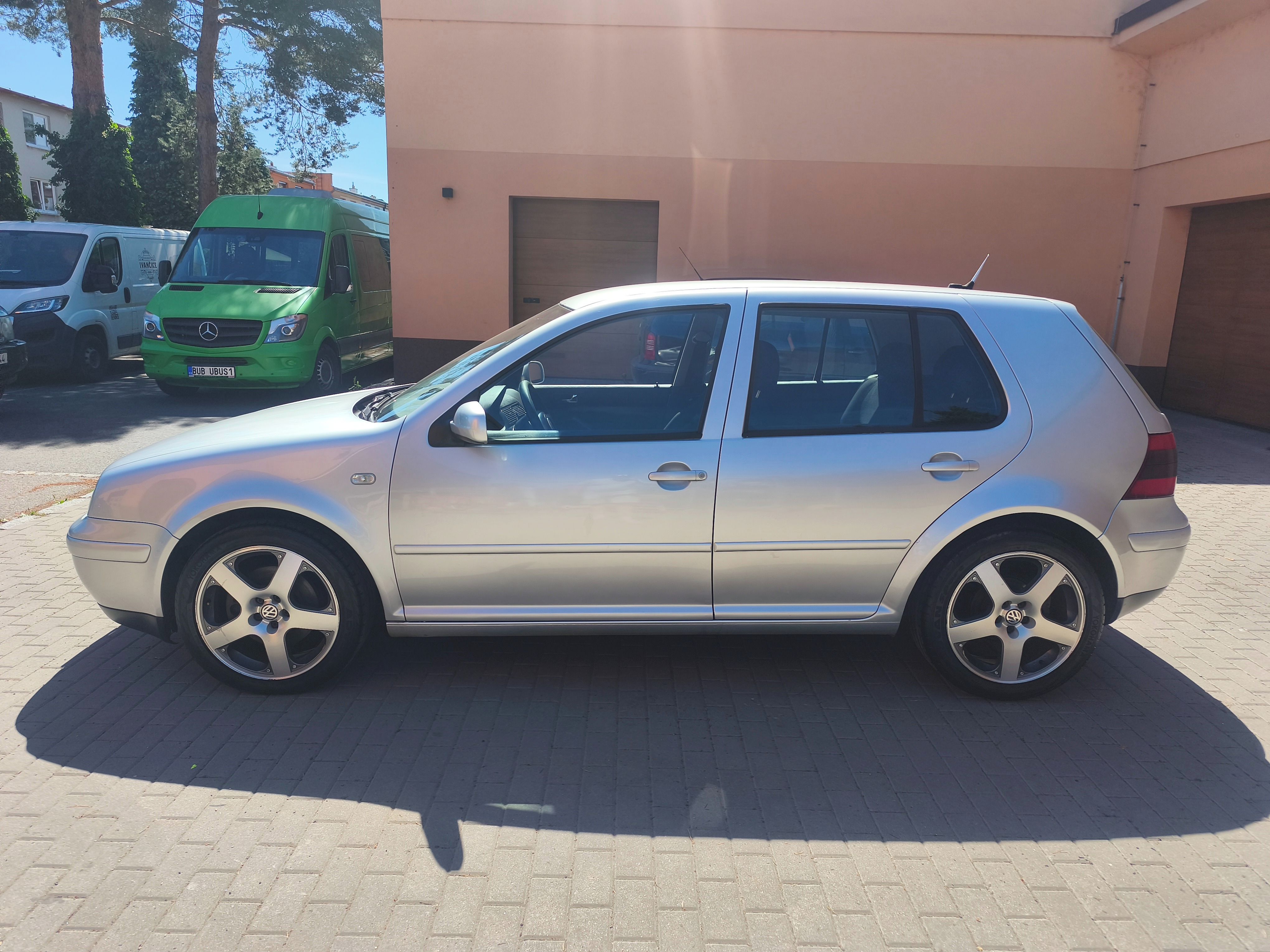 Volkswagen Golf - fotka 3