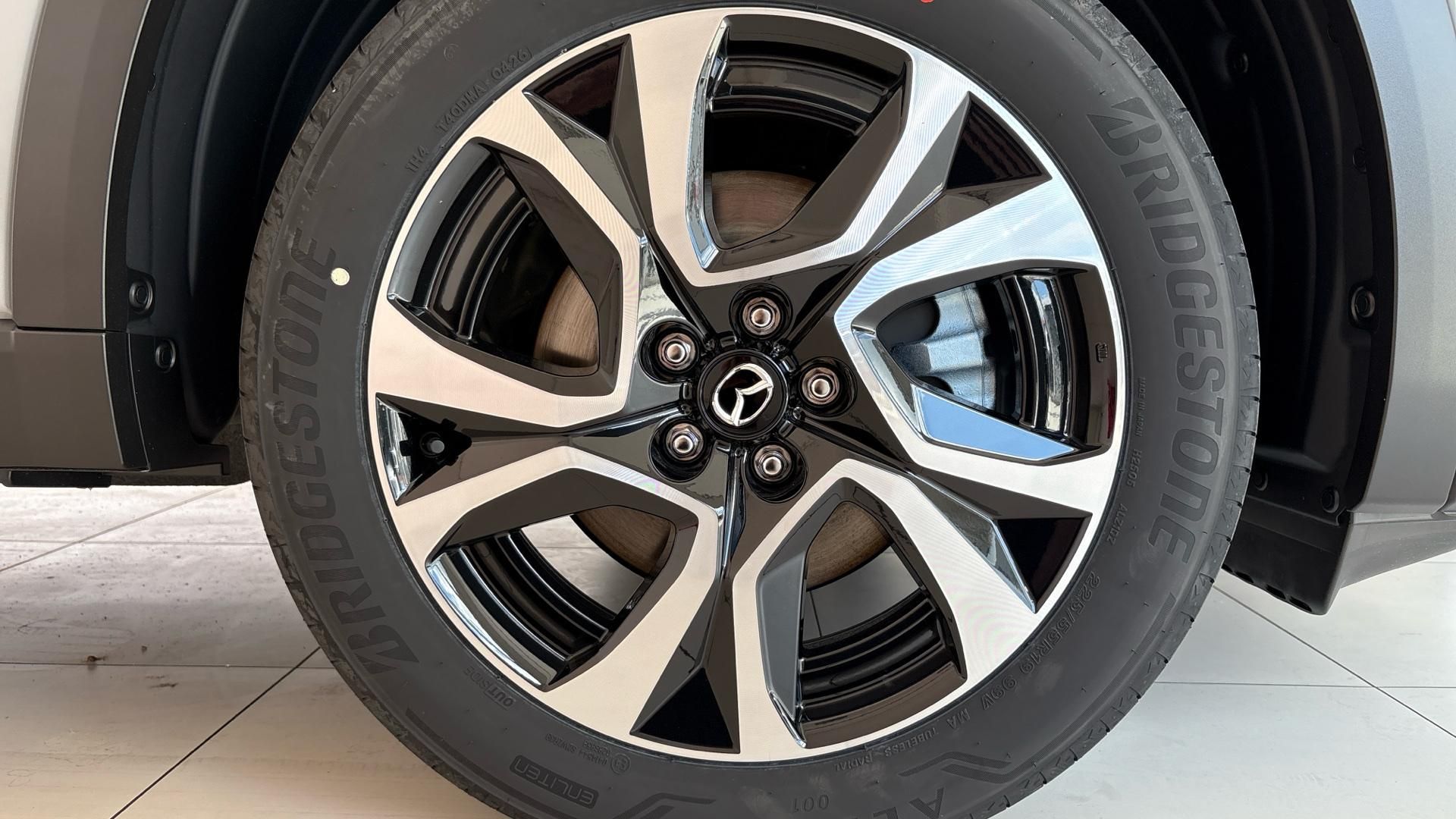Mazda CX-5, 2.5 2WD Centre-line - fotka 4