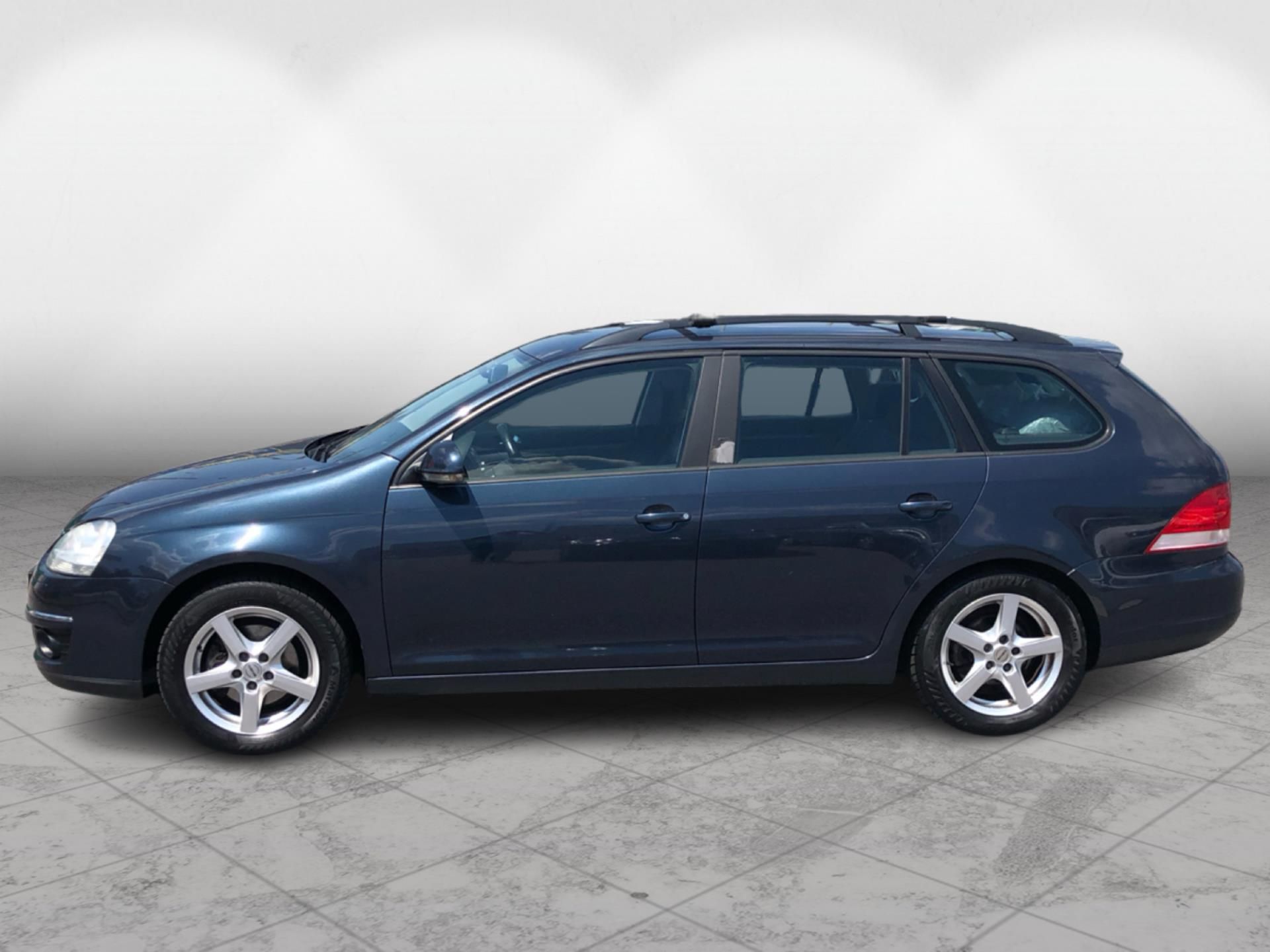 Volkswagen Golf, Variant 1.4 TSi TRENDLINE - fotka 3
