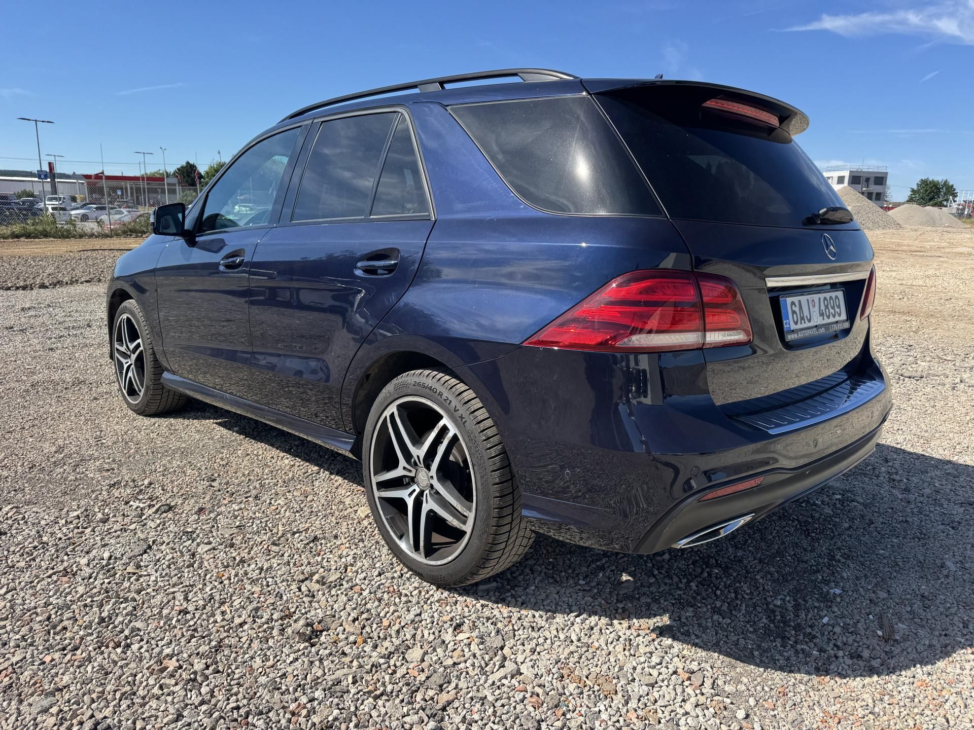 Mercedes-Benz GLE, 350 4-MATIC - fotka 2