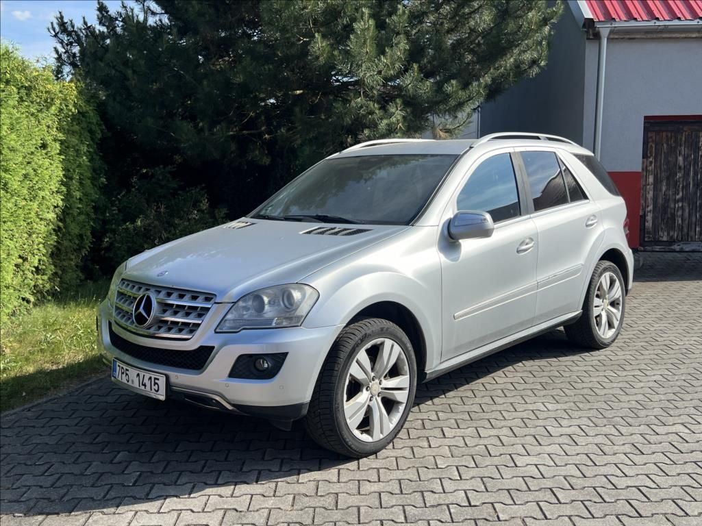 Mercedes-Benz Třídy M, 320 CDI 4MATIC 7G-TRONIC