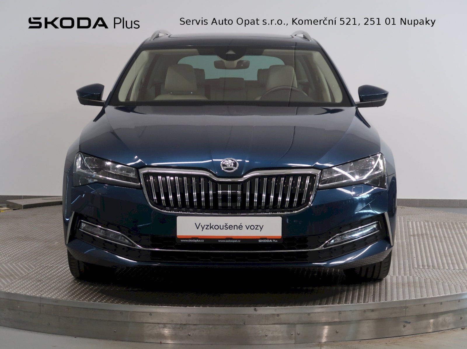 Škoda Superb, LAURIN&KLEMENT 2.0TSI 140KW DS - fotka 4