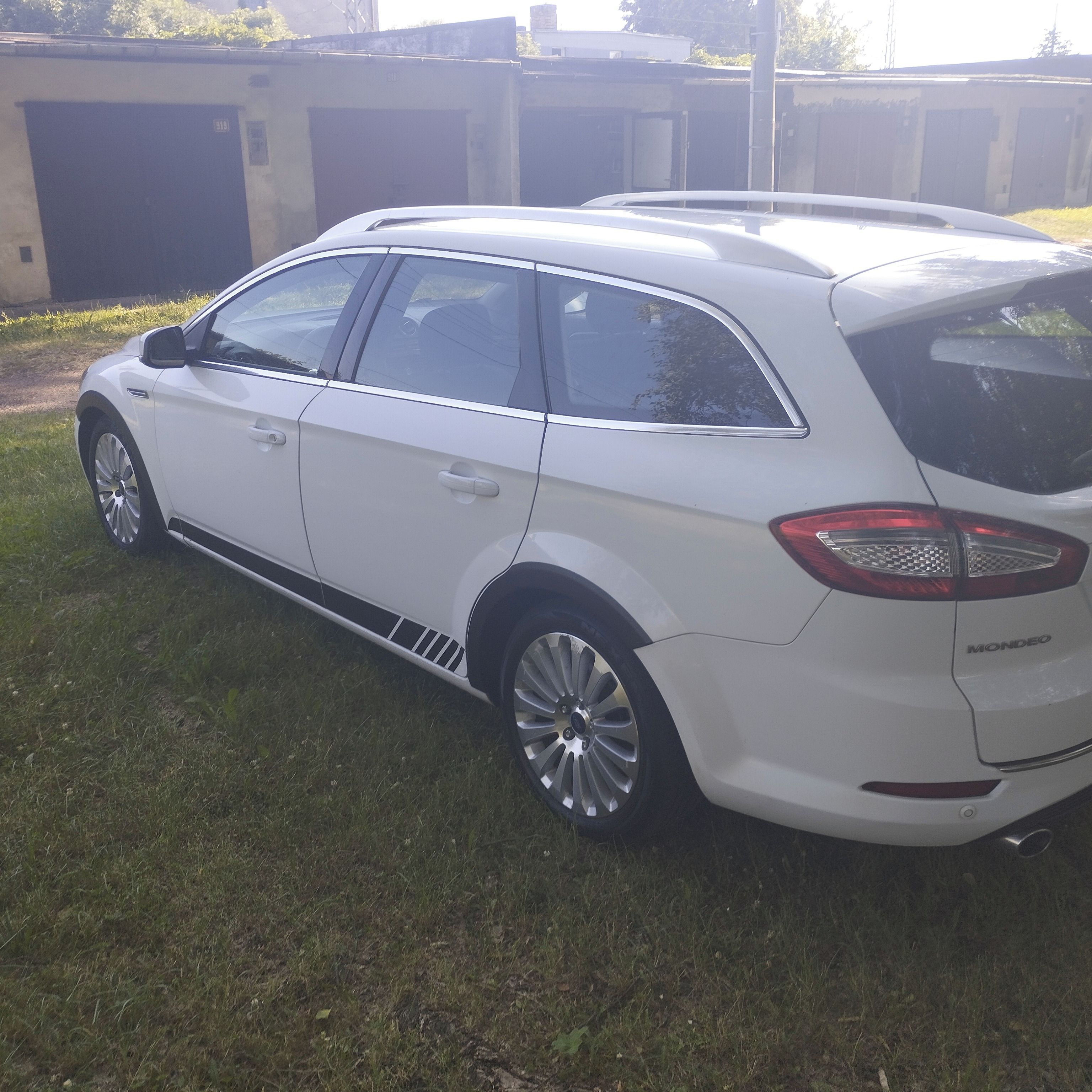 Ford Mondeo, 2.0 - fotka 2