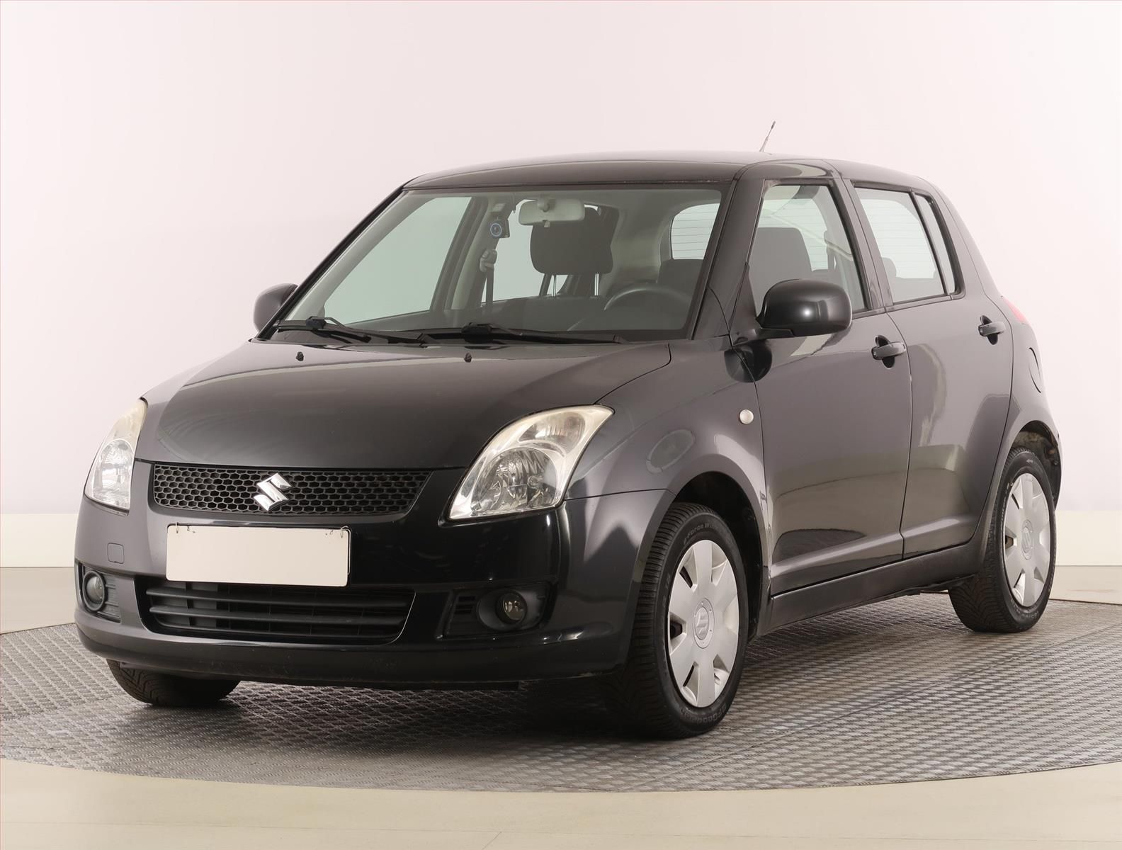 Suzuki Swift, 1.3 i, 4X4, po STK, Tažné - fotka 2