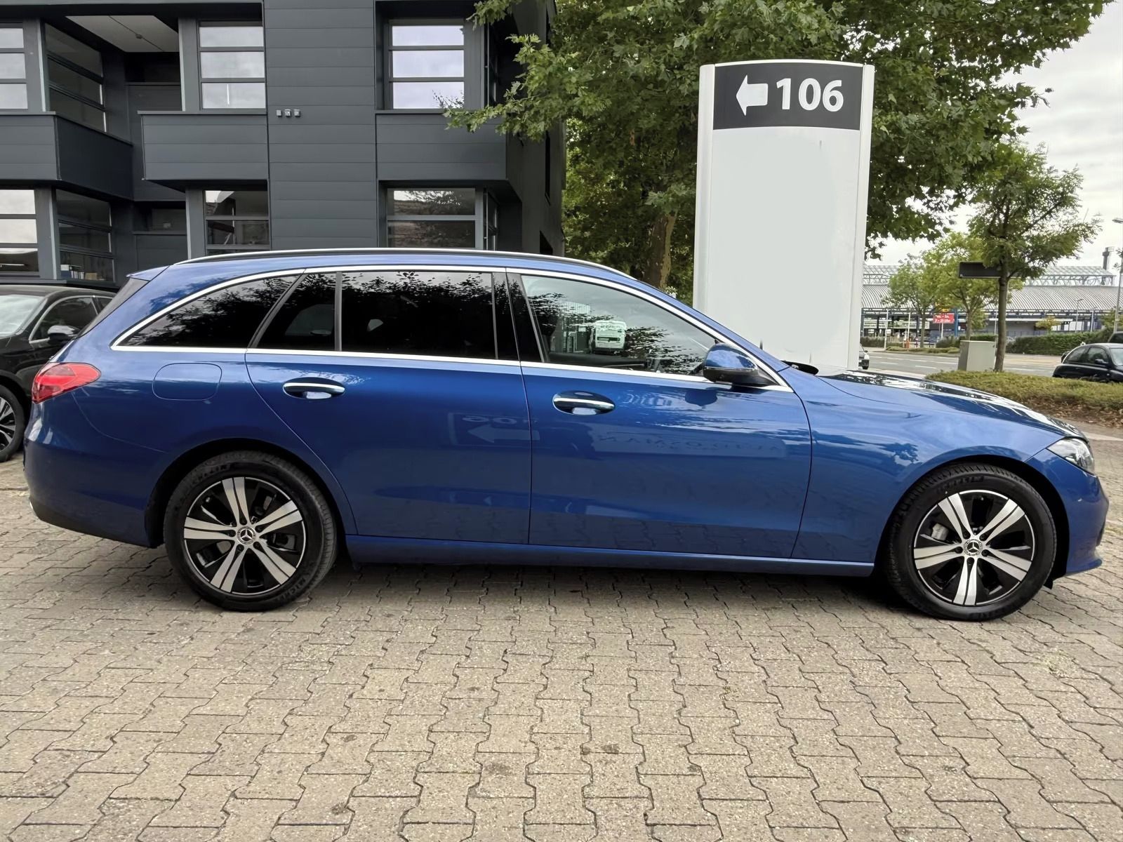 Mercedes-Benz Třídy C, 300 de 4M T Avantgarde Advan. - fotka 5