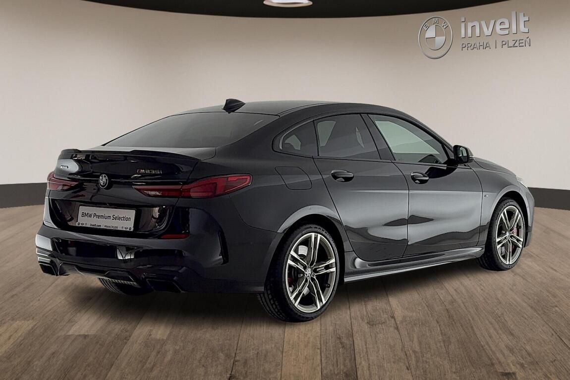 BMW Řada 2, M235i xDrive - fotka 3