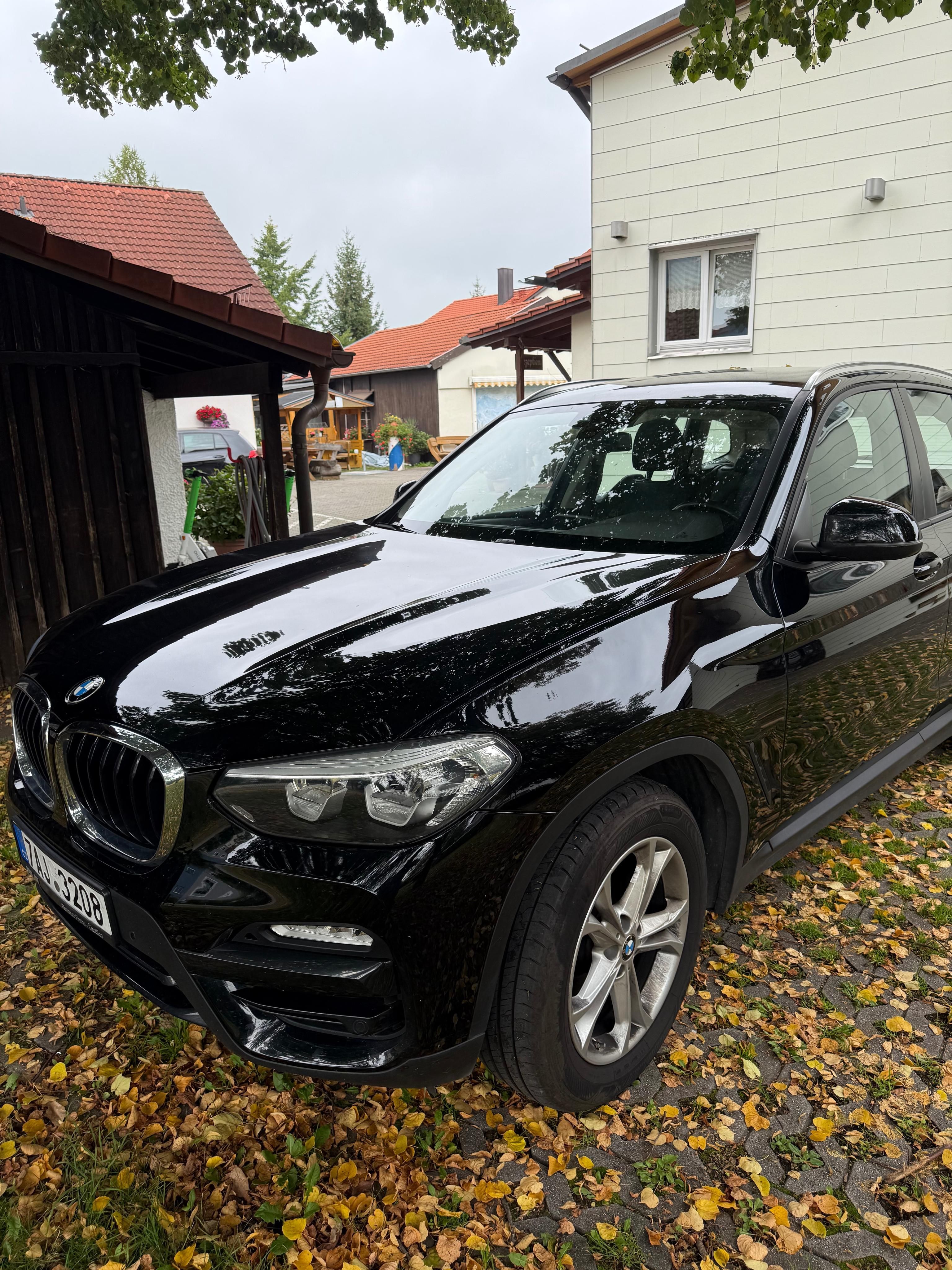 BMW X3, X3 xDrive20d - fotka 2
