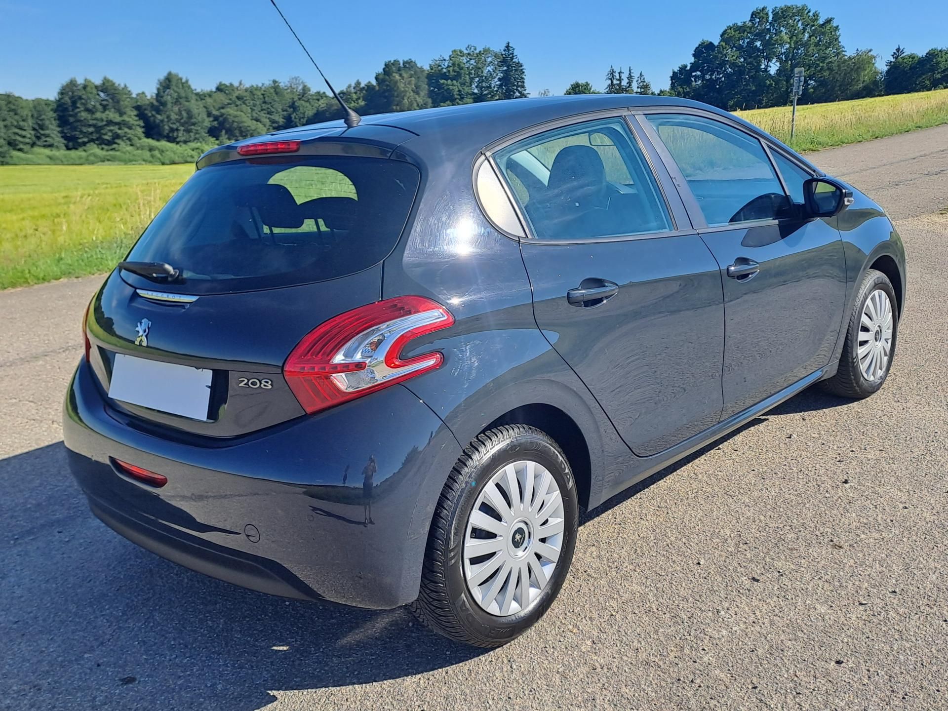 Peugeot 208, 1.0 PĚKNÝ STAV - fotka 5