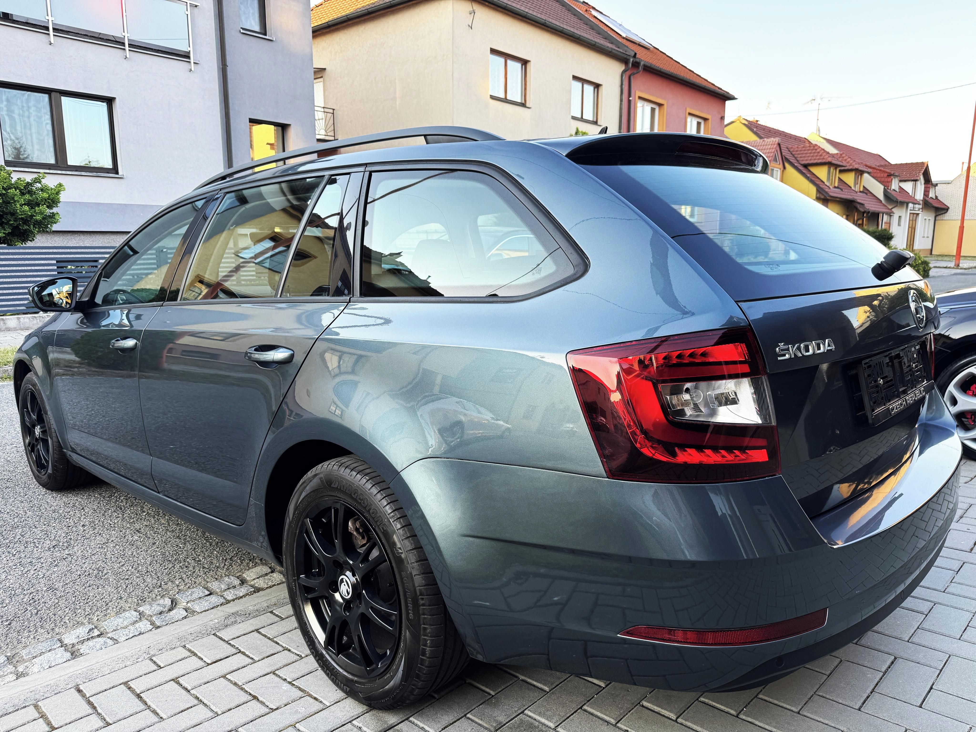 Škoda Octavia, 1.0TSI,FRONT ASSIST,SMART LINK - fotka 6