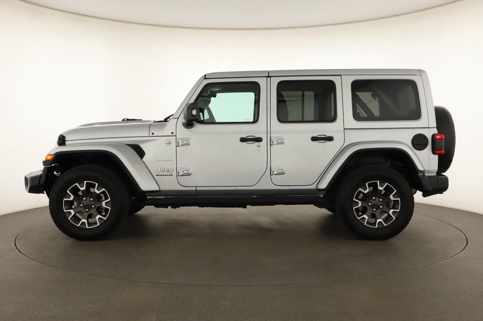Jeep Wrangler, 2.0 eTorque - fotka 2