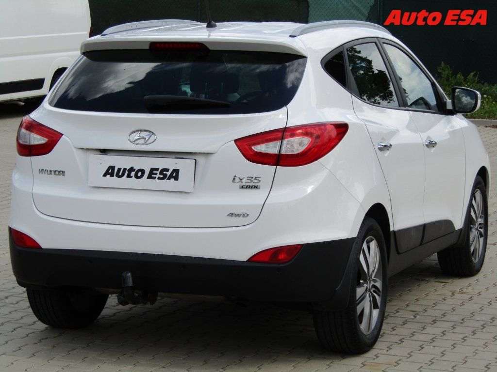 Hyundai ix35, 2.0 CRDi 4WD - fotka 6