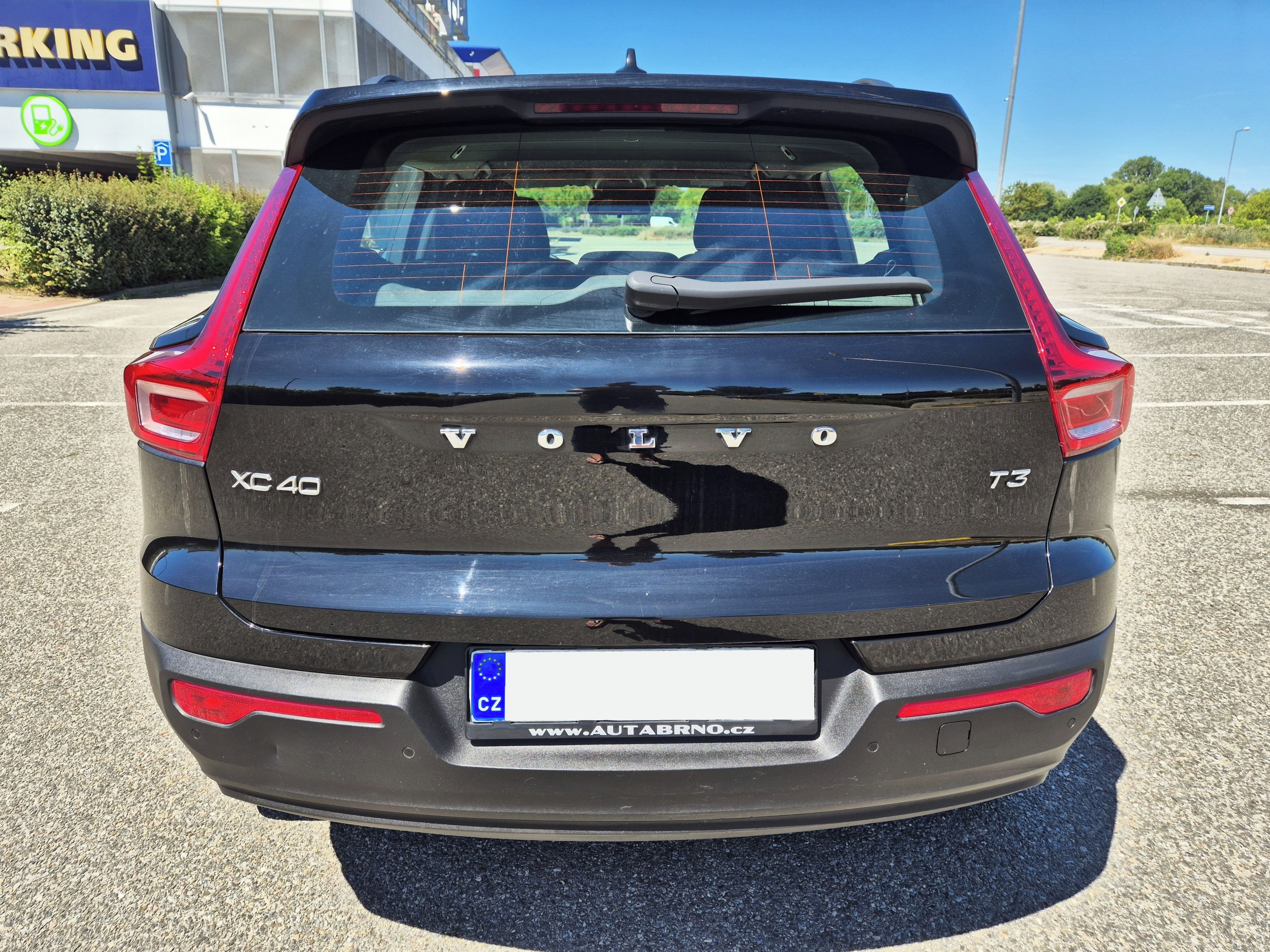 Volvo XC40, 1.5i 163PS 1.MAJ MANUÁL ! LED - fotka 6