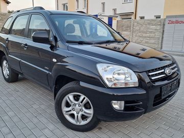 4x4 Krásný zachovalý vůz !