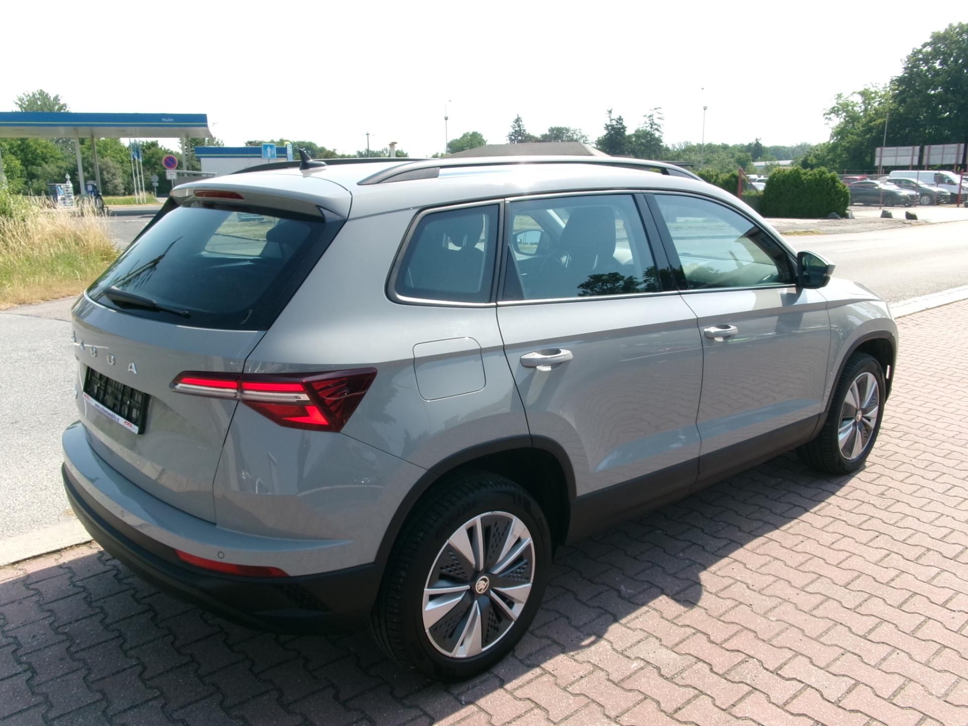 Škoda Karoq, 2,0TDI DSG ACC BT - fotka 4