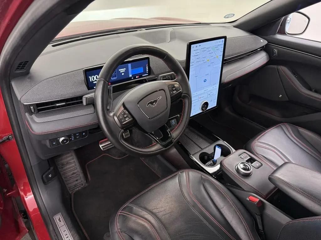 Ford Mustang Mach-E, AWD 98kWh First Edition DPH - fotka 3