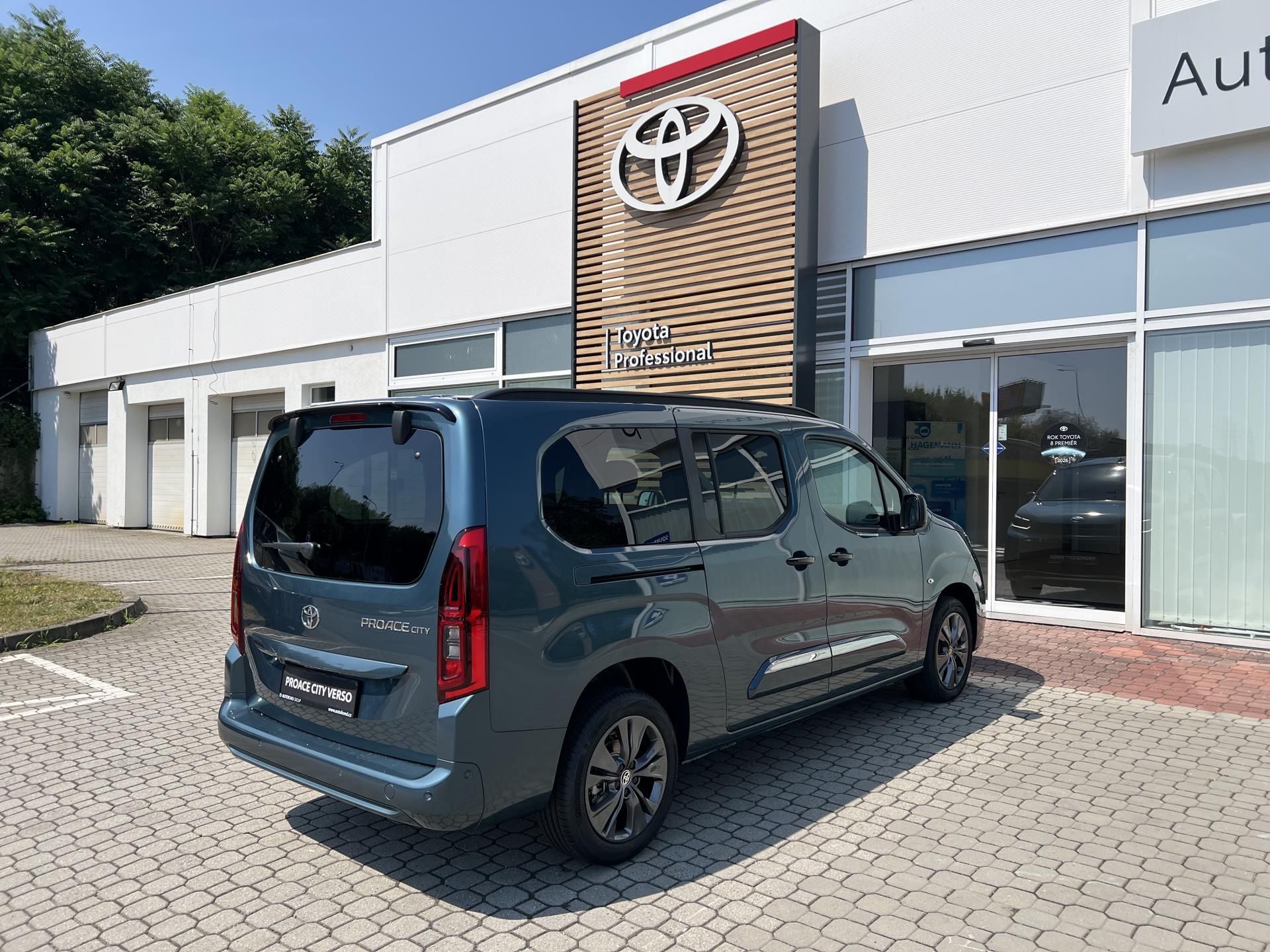 Toyota Proace City Verso, 1.5D 8AT VIP 5S Long - fotka 6