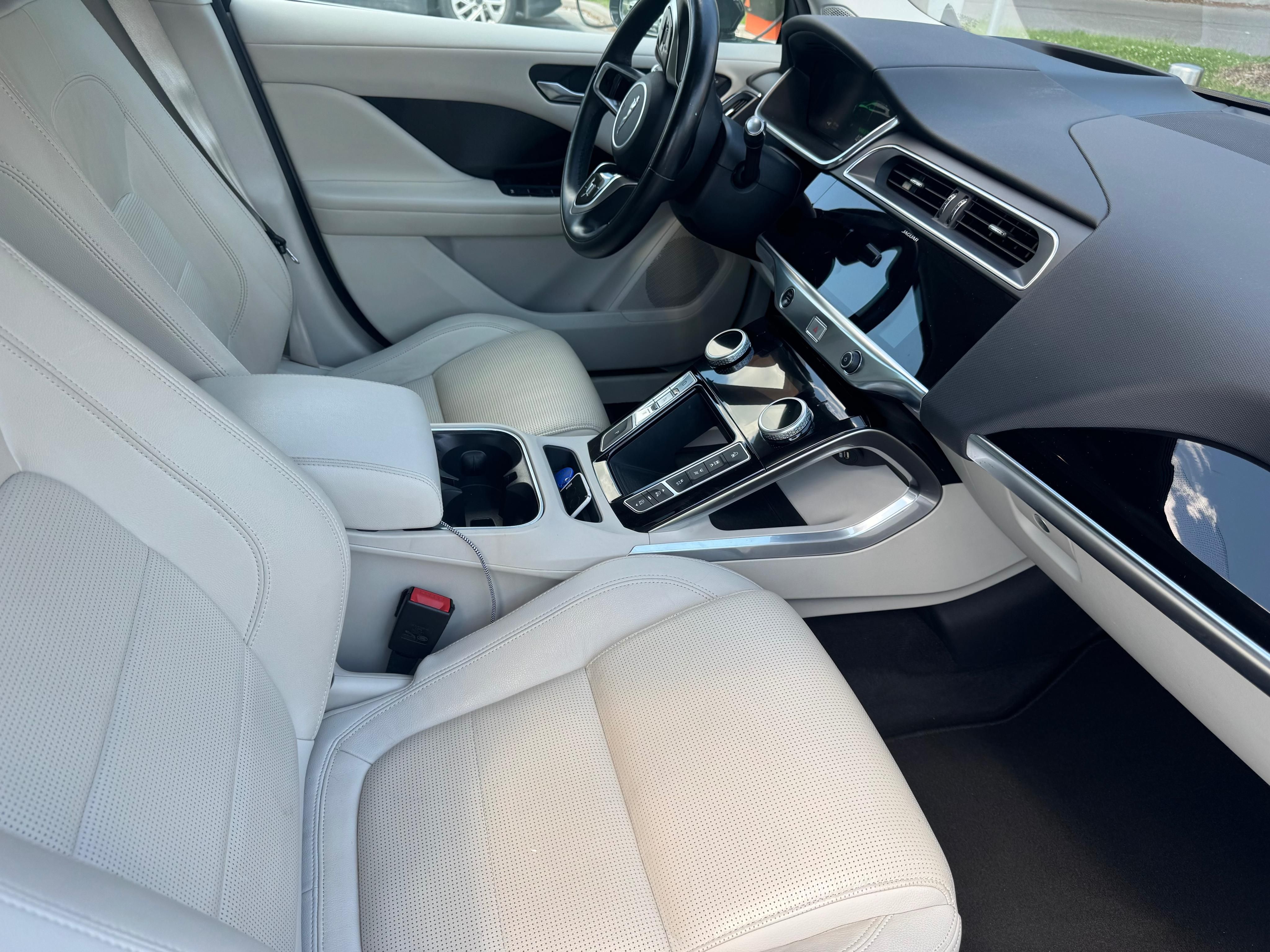 Jaguar I-Pace, elektro vůz Jaguar - fotka 6