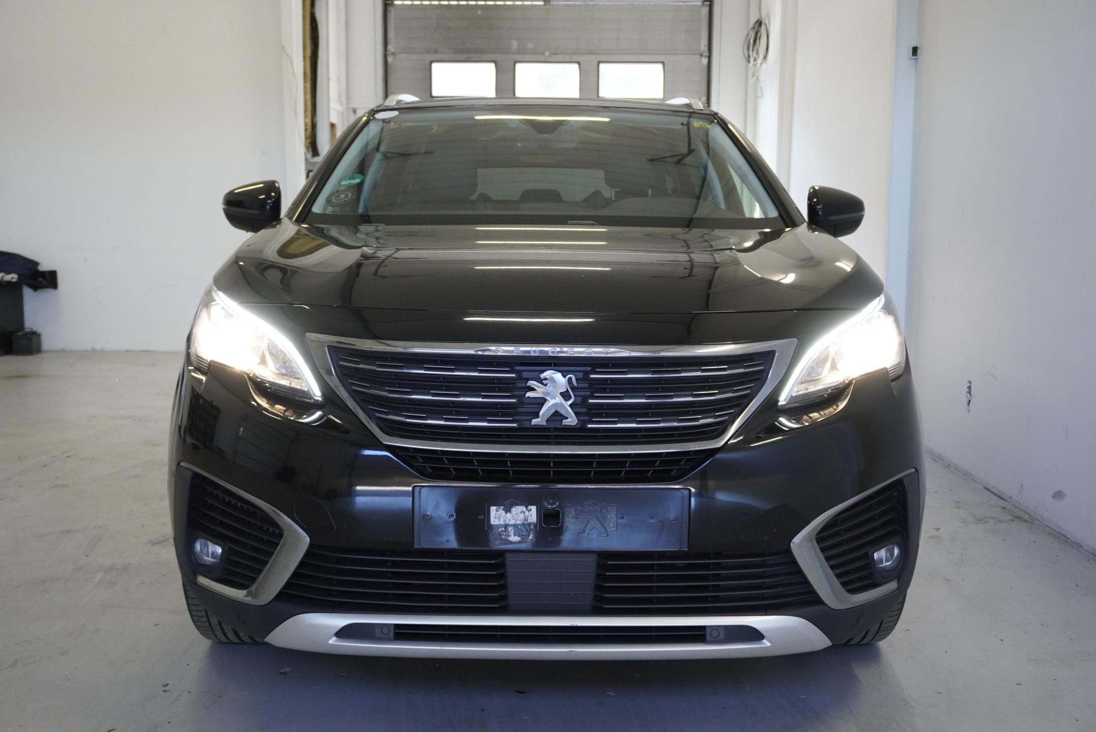 Peugeot 5008, 5008  1,2I 96 kW ALLURE 7 MÍST - fotka 2
