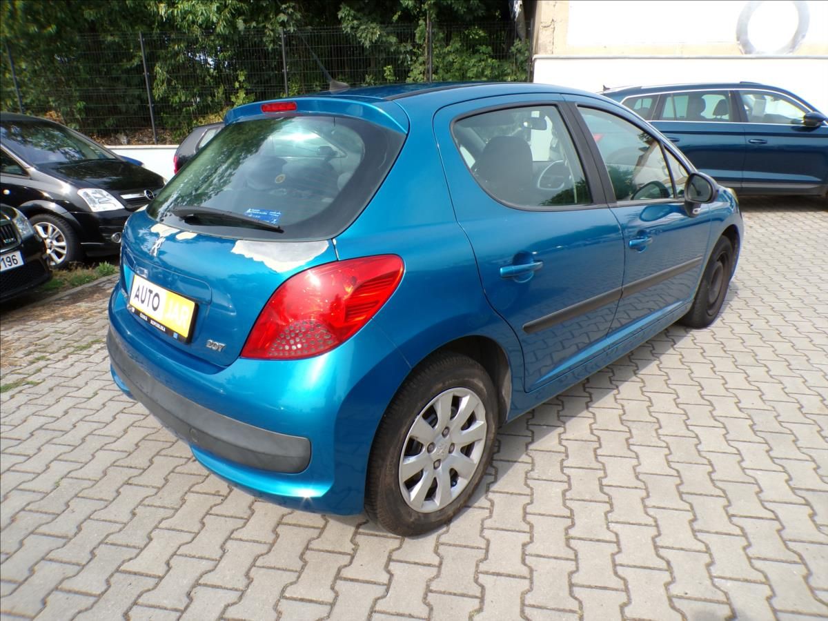 Peugeot 207, 1,4 HDI - fotka 5