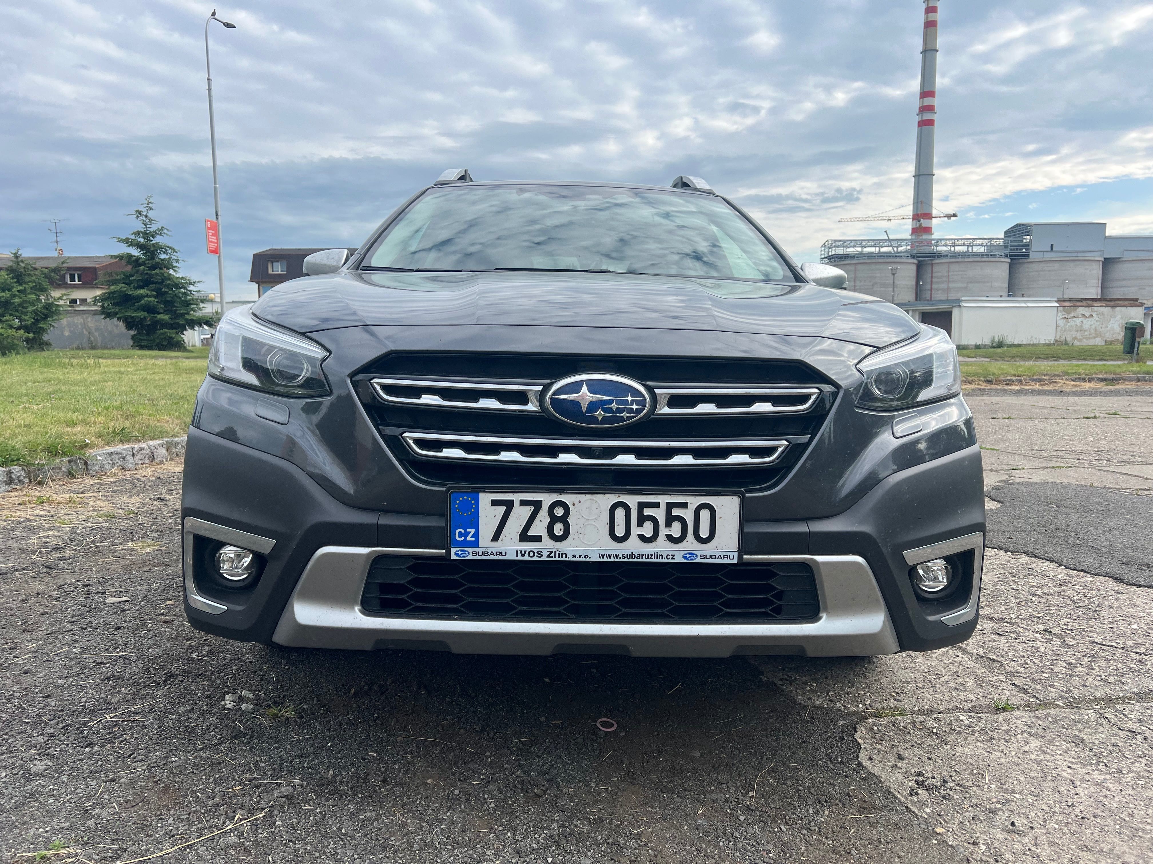 Subaru Outback, OUTBACK  2,4  124 kw Čr 62tkm - fotka 4
