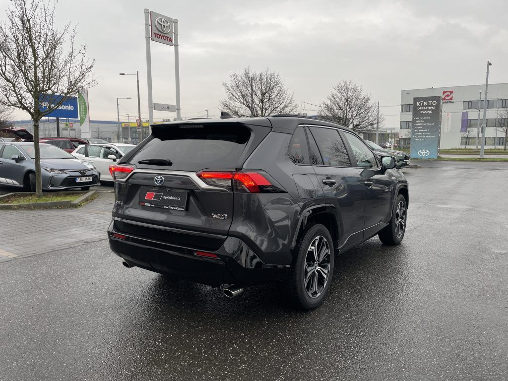 Toyota Rav4, 2.5 Plug-in Hybrid ODBĚR 11/26 - fotka 3