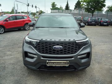 3,0EcoBoostST LINE Servisováno