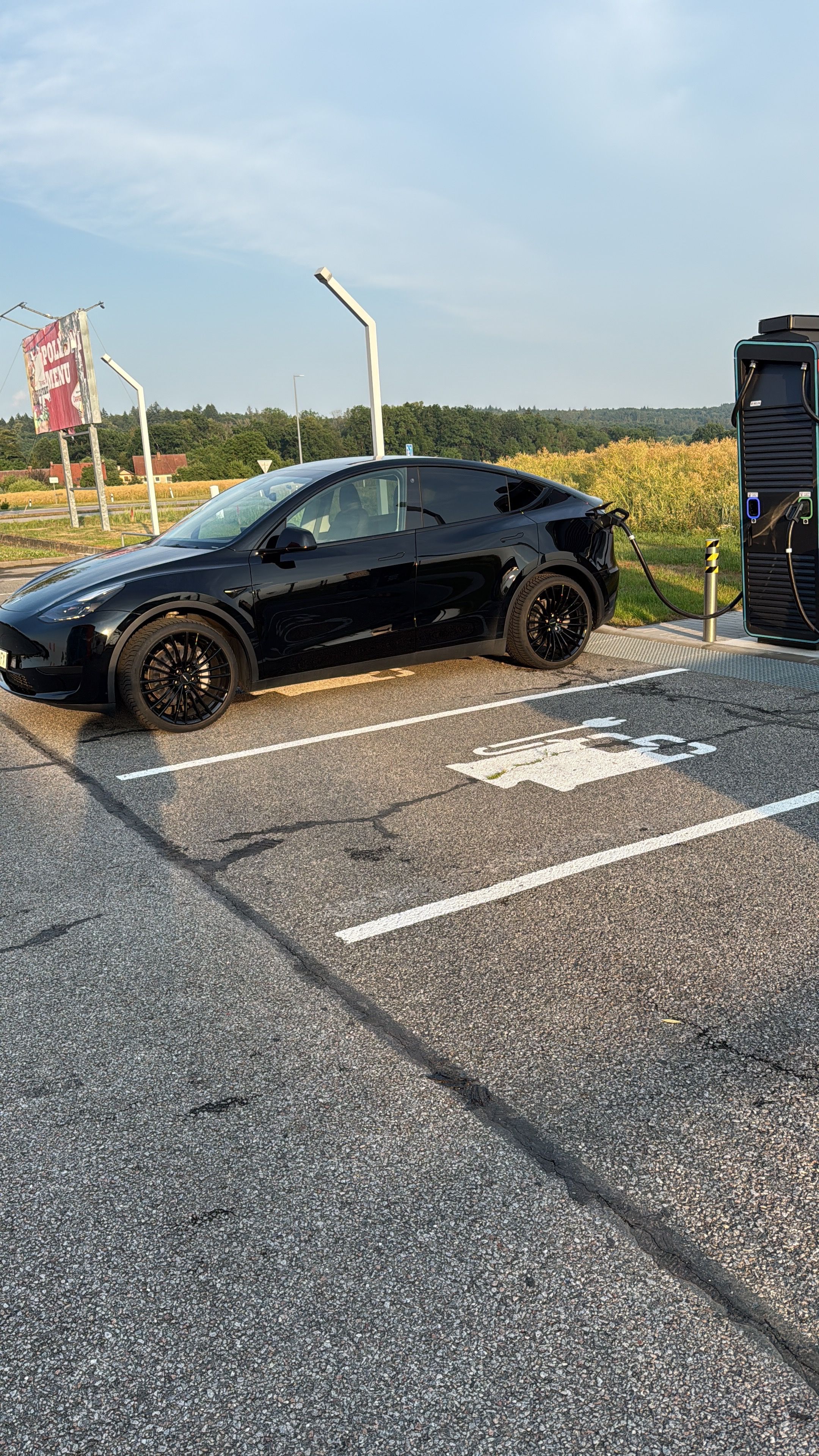 Tesla Model Y, Tesla Model Y - fotka 3