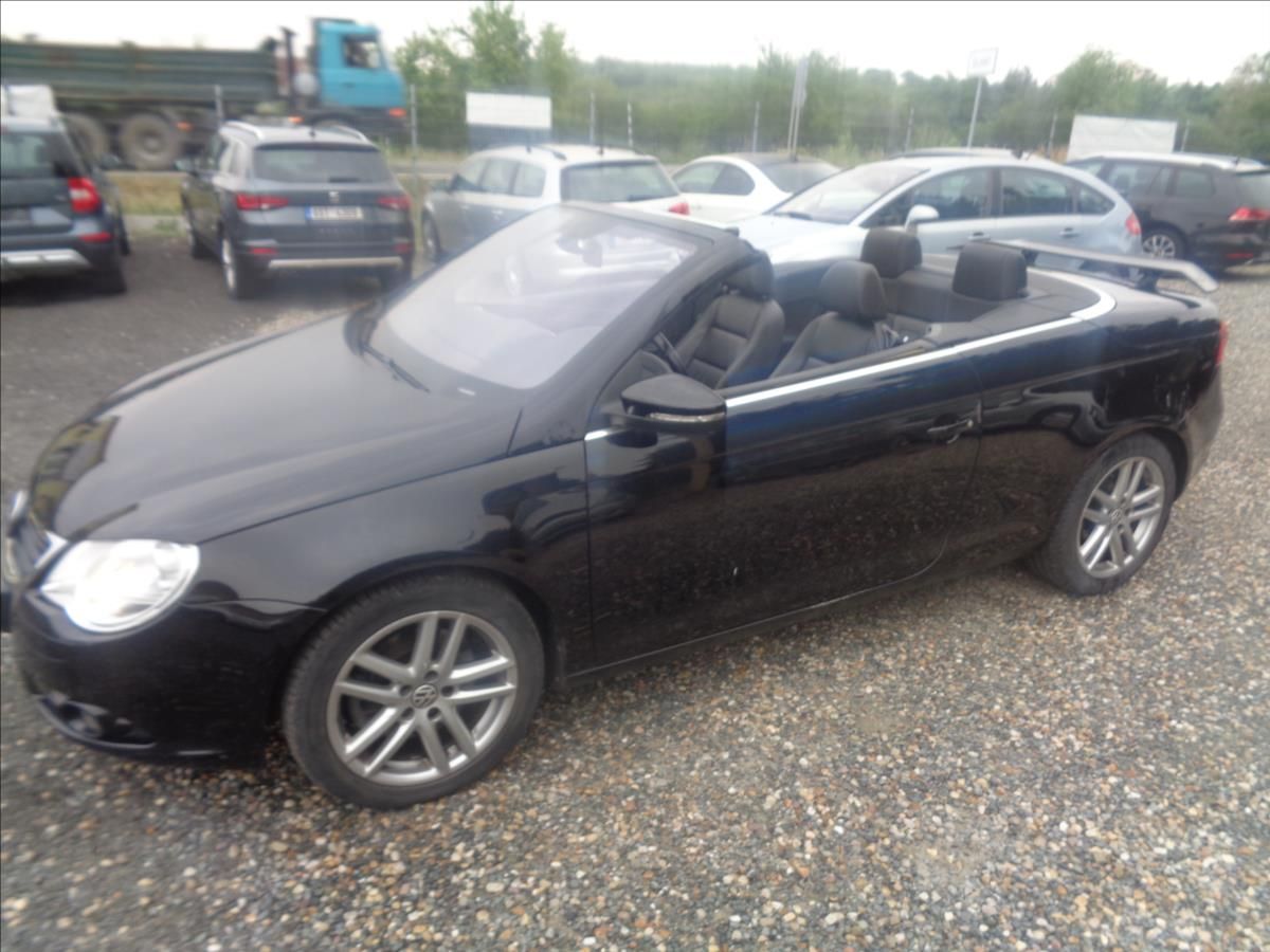 Volkswagen Eos, 2,0 TDI - fotka 4