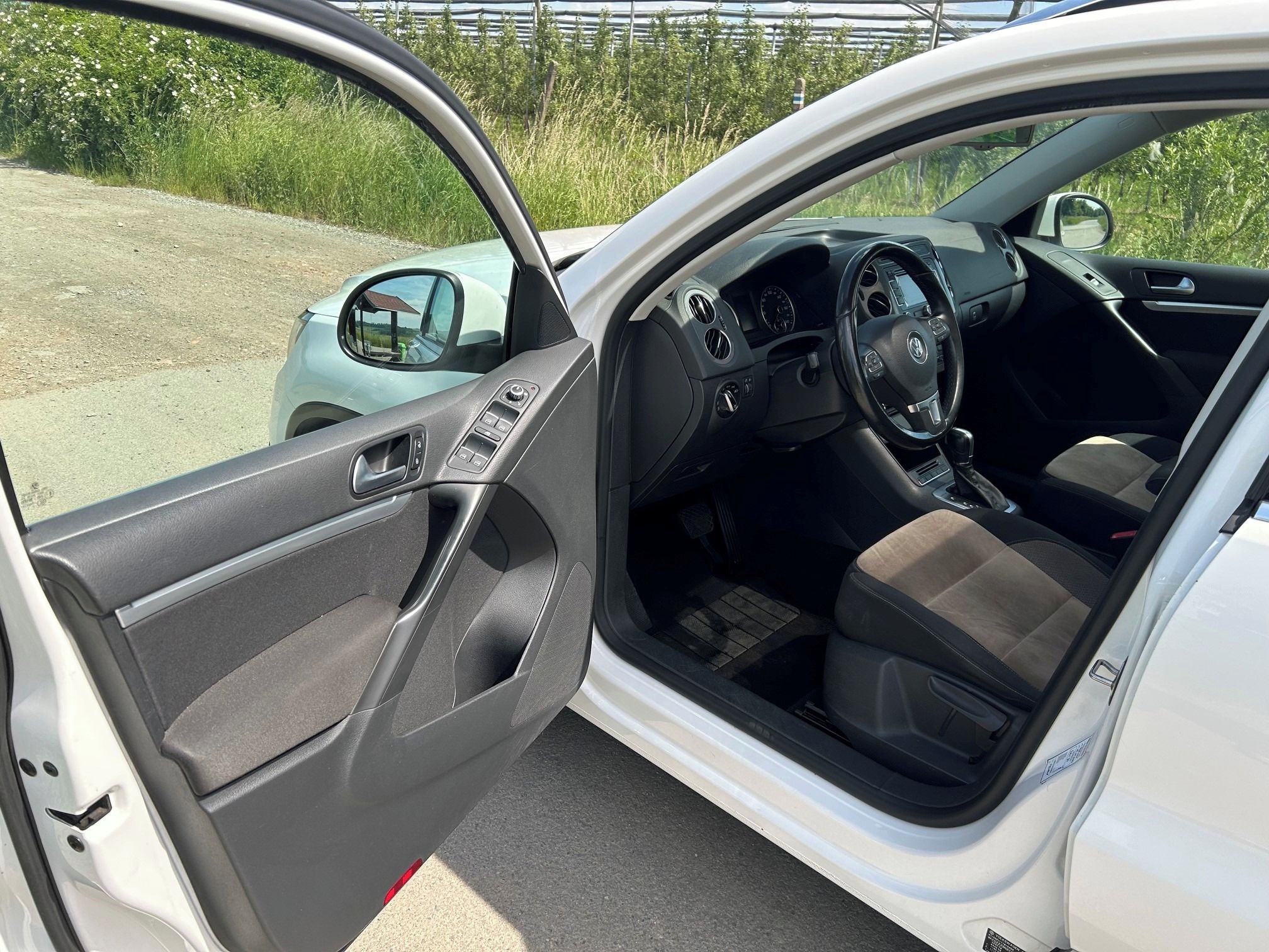 Volkswagen Tiguan, VW Tiguan 2.0 TSI 132Kw - fotka 6