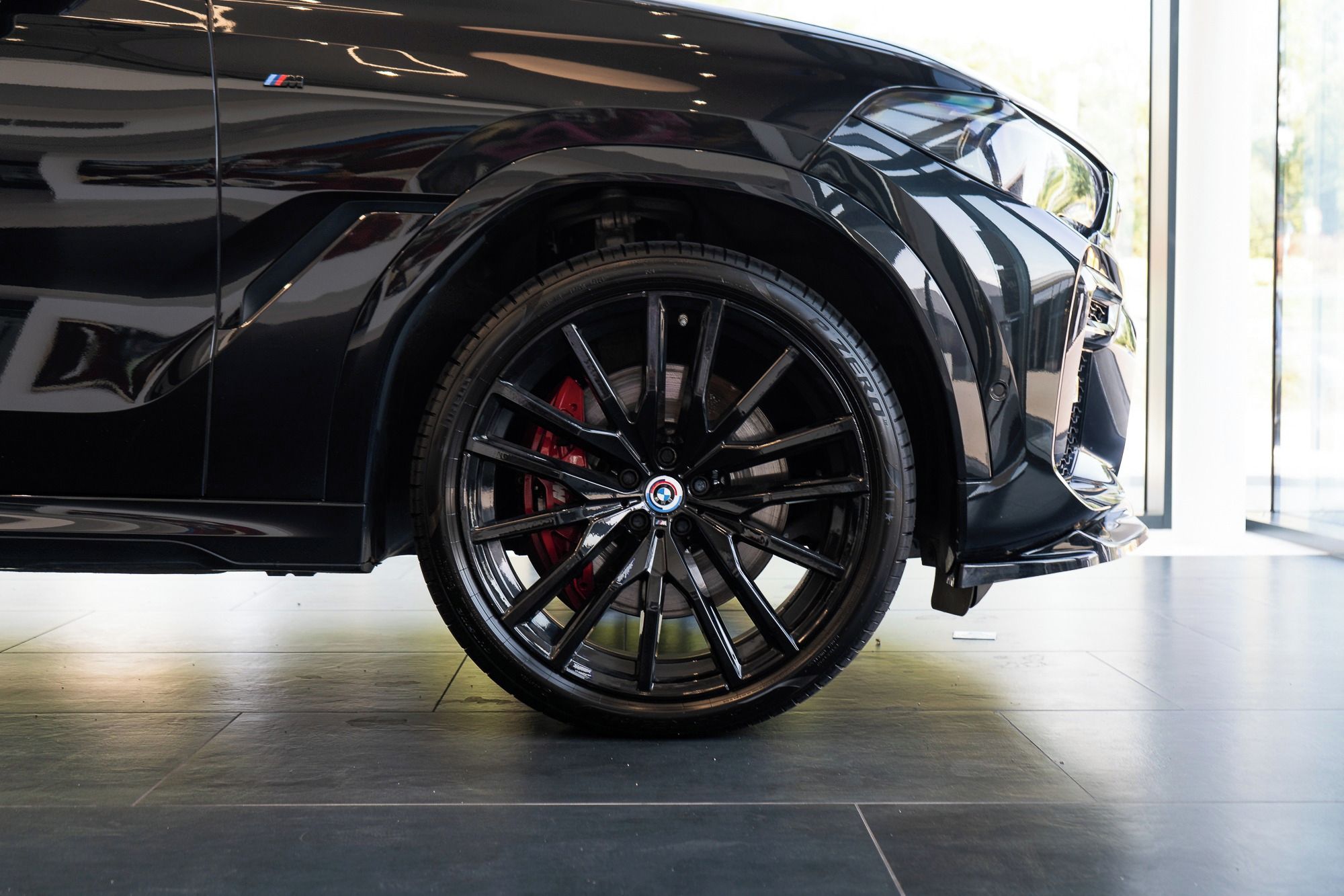 BMW X6, xDrive40d - fotka 3