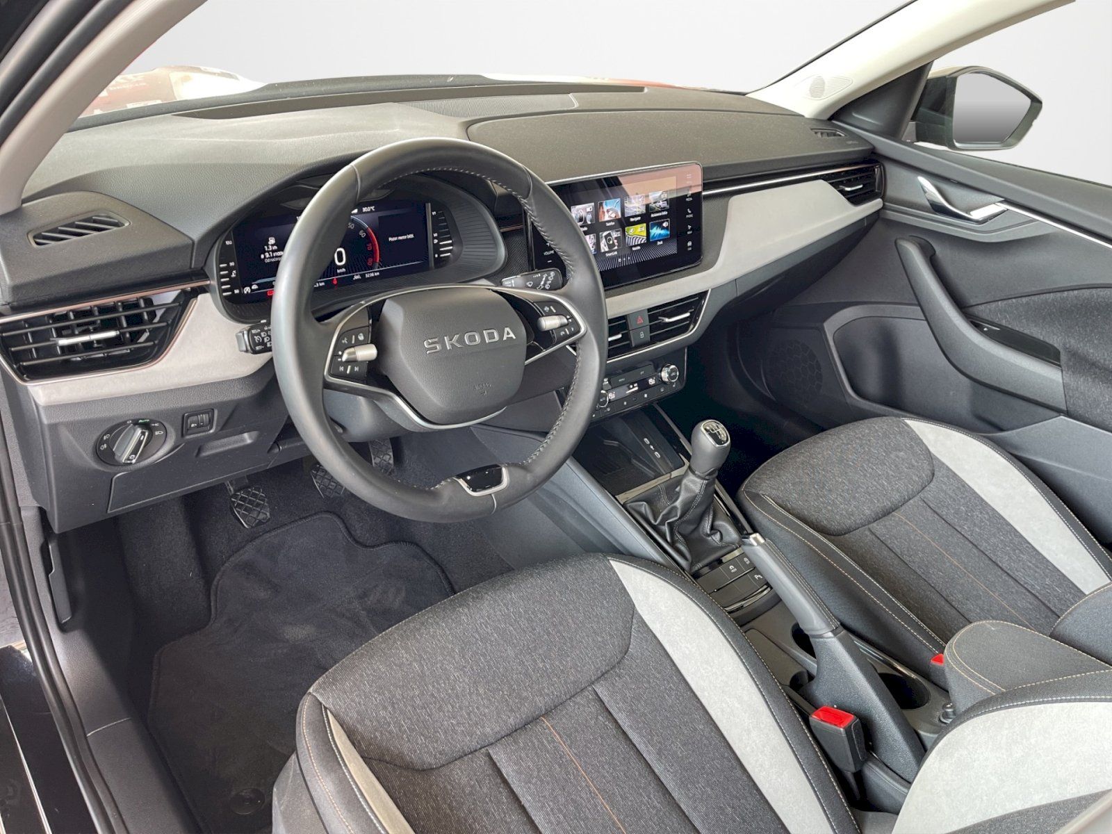 Škoda Kamiq, 1.5 TSI 110kW Top Selection - fotka 5