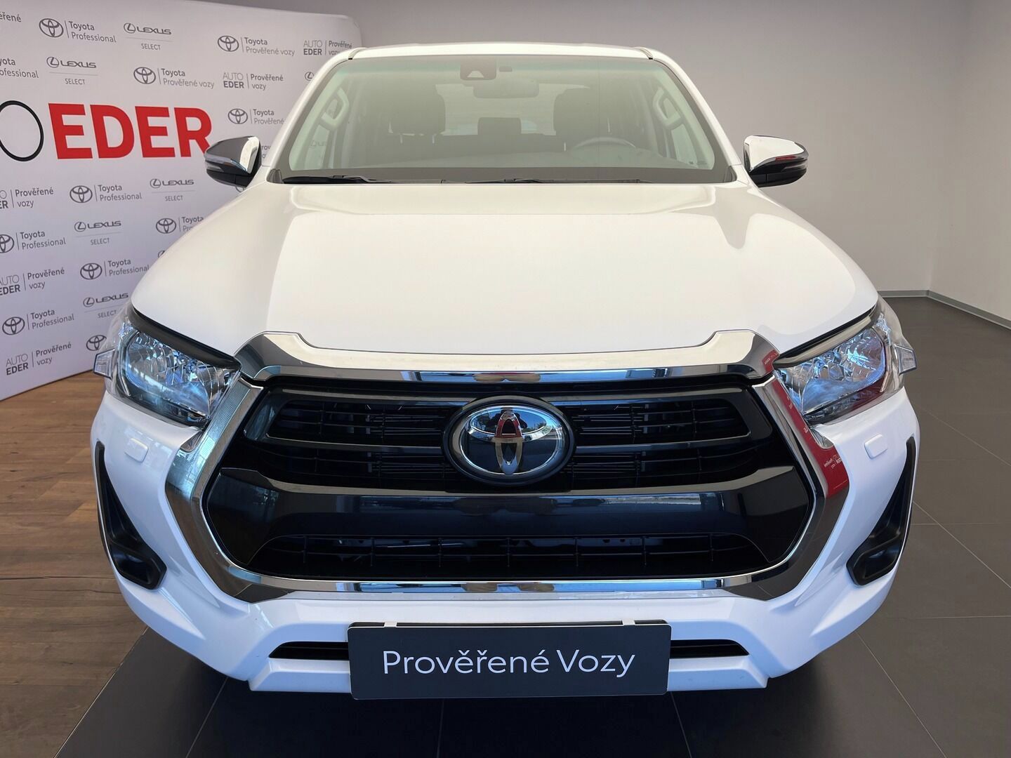Toyota Hilux, Double Cab - 2.8L Diesel - 6 - fotka 2