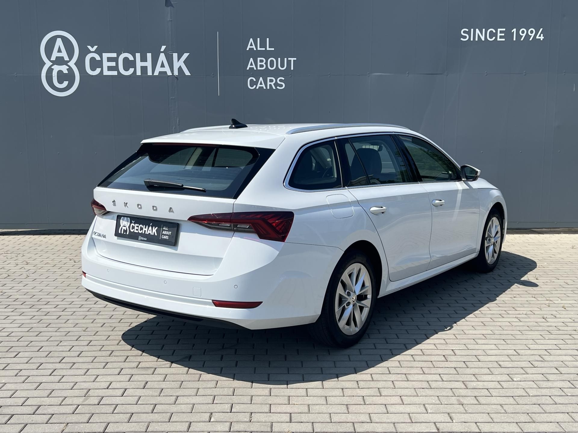Škoda Octavia, 2,0TDi 85kW STYLE - fotka 5