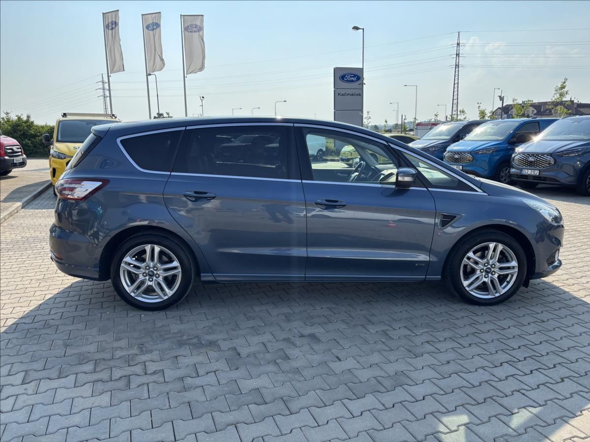 Ford S-MAX, 2,0 EcoBlue Titanium AWD AUT - fotka 6