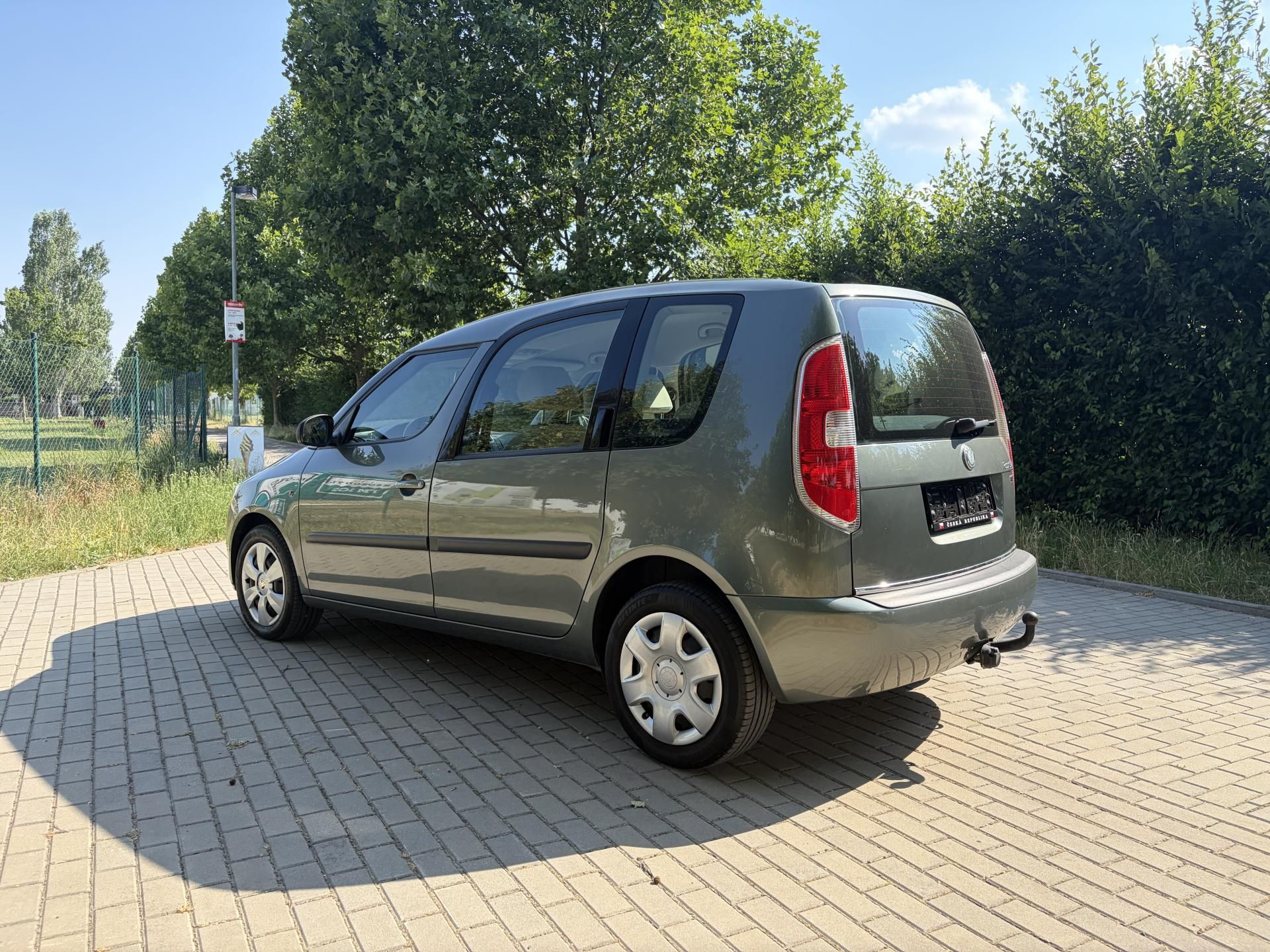 Škoda Roomster, 1.6 Comfort AUTOMAT - fotka 6