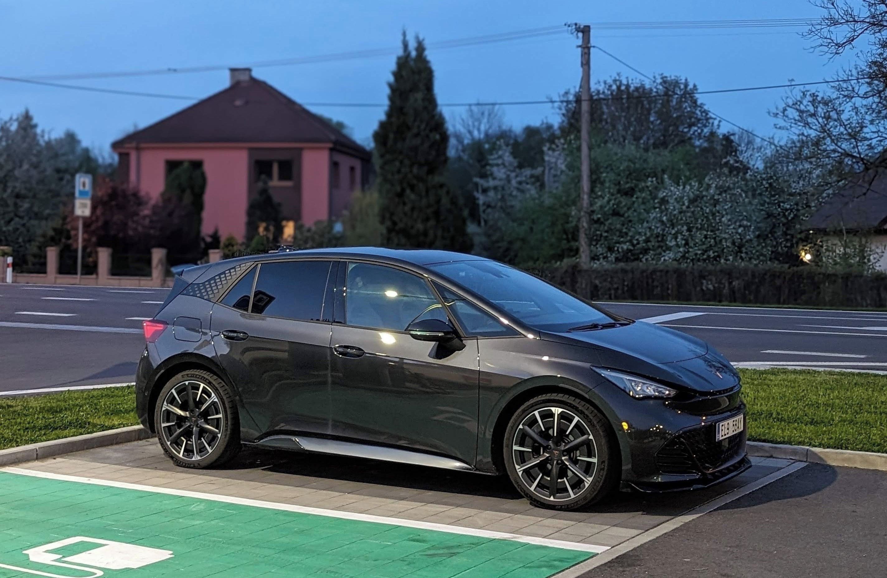 Cupra Born, 170kW, 77kWh, DCC, ACC, 360CAM