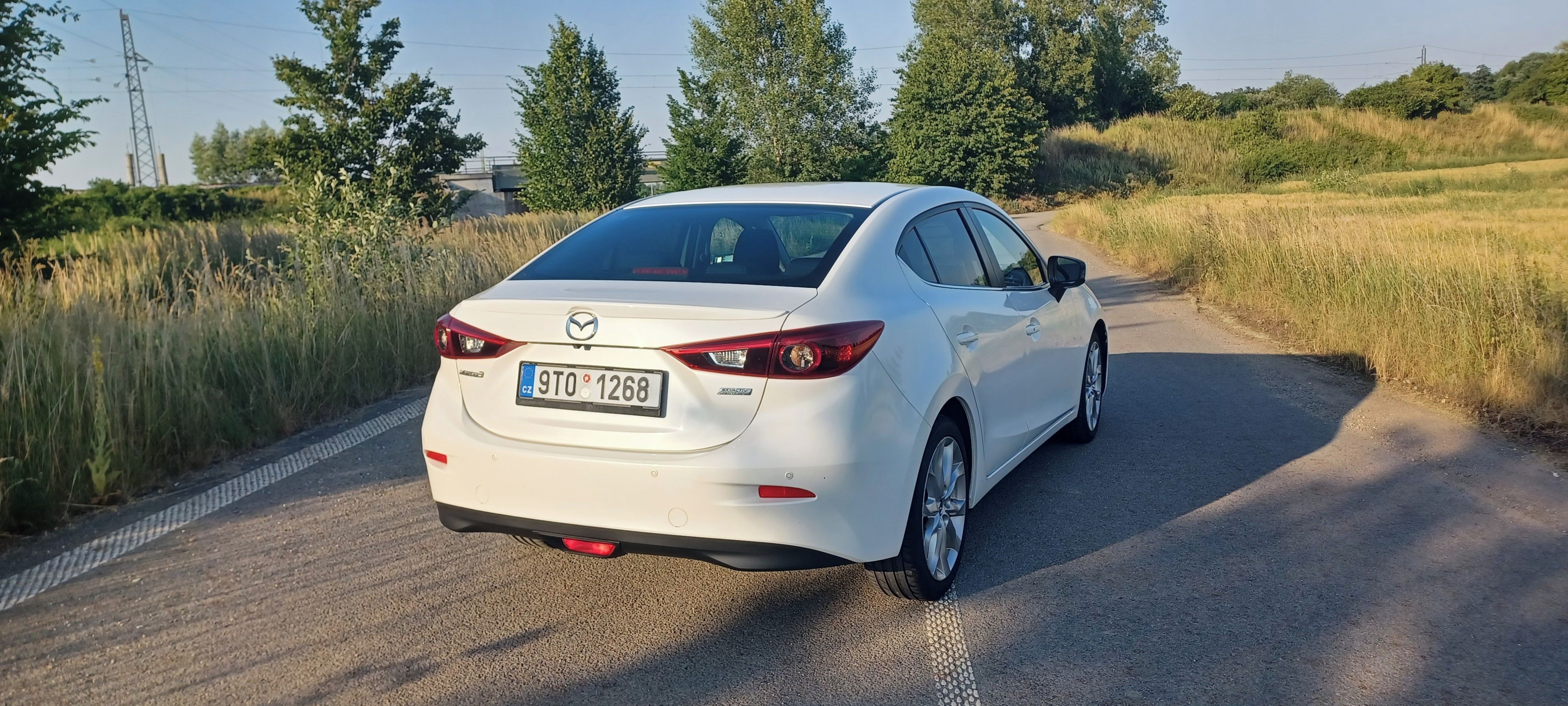 Mazda 3, SDN 2,0i  120k Revolution - fotka 4