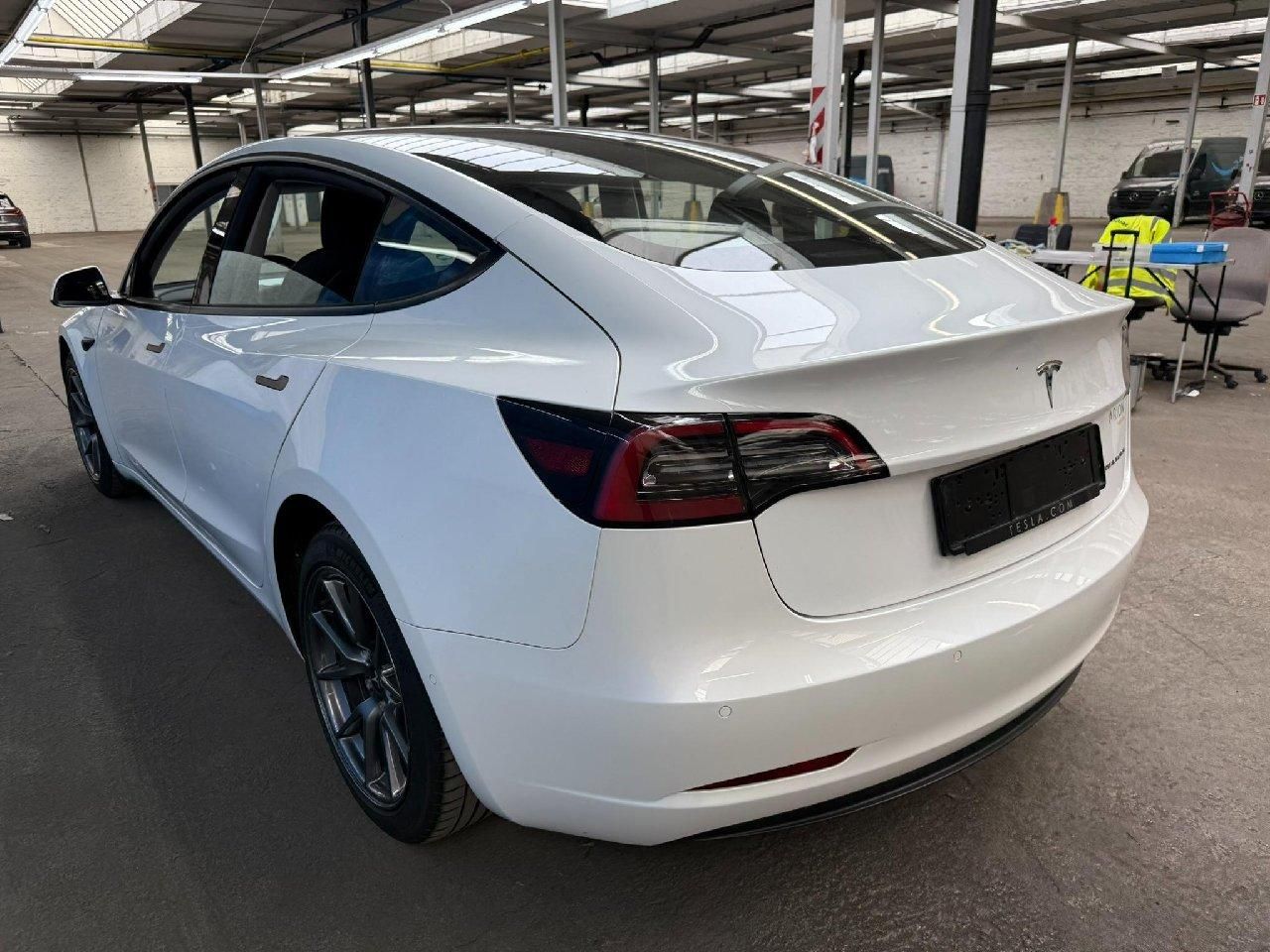 Tesla Model 3, AWD Long Range    PŘIPRAVUJEME - fotka 3