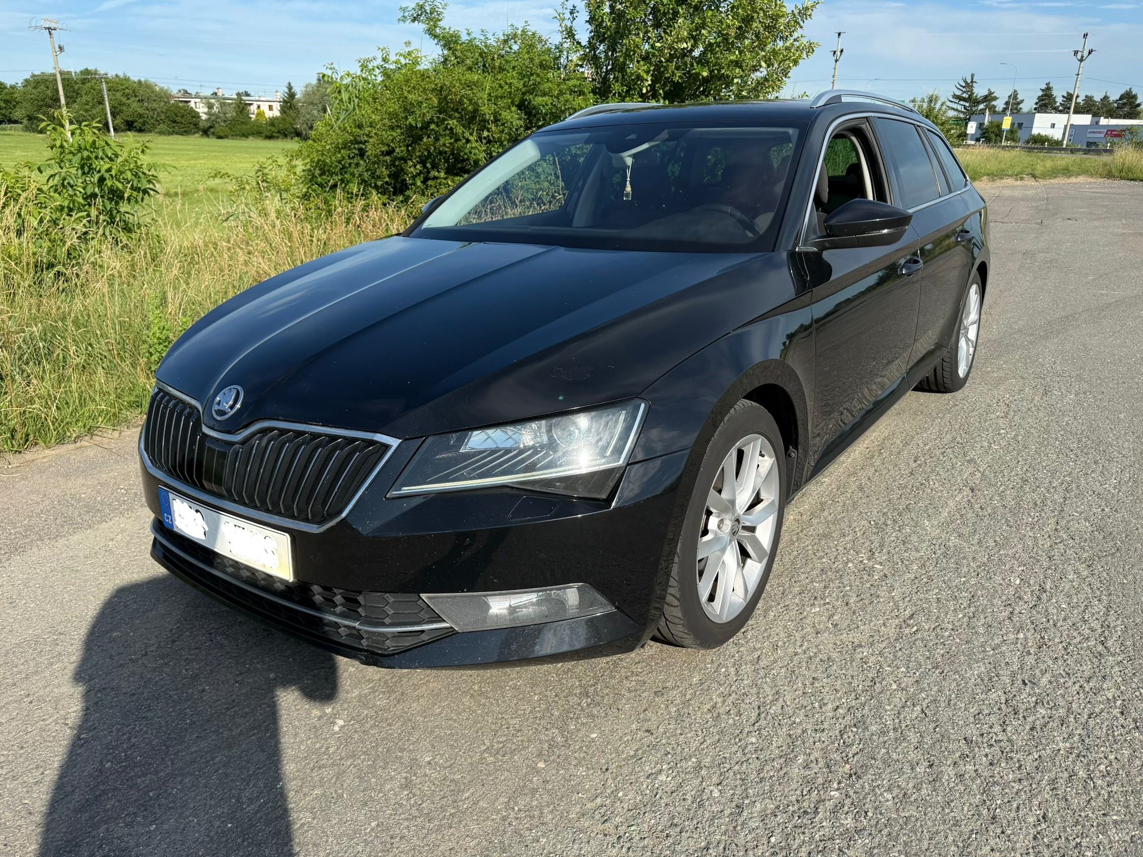 Škoda Superb, Škoda Superb Combi 2.0TDI