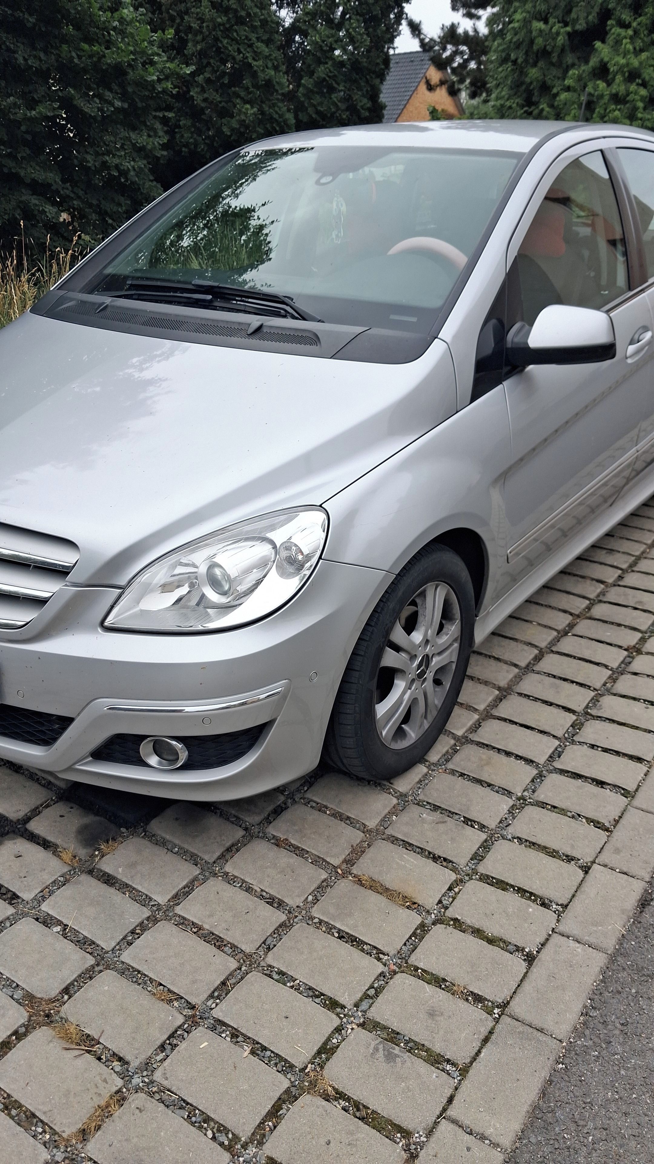 Mercedes-Benz Třídy B, Motor 2.0 80 kw automat - fotka 6