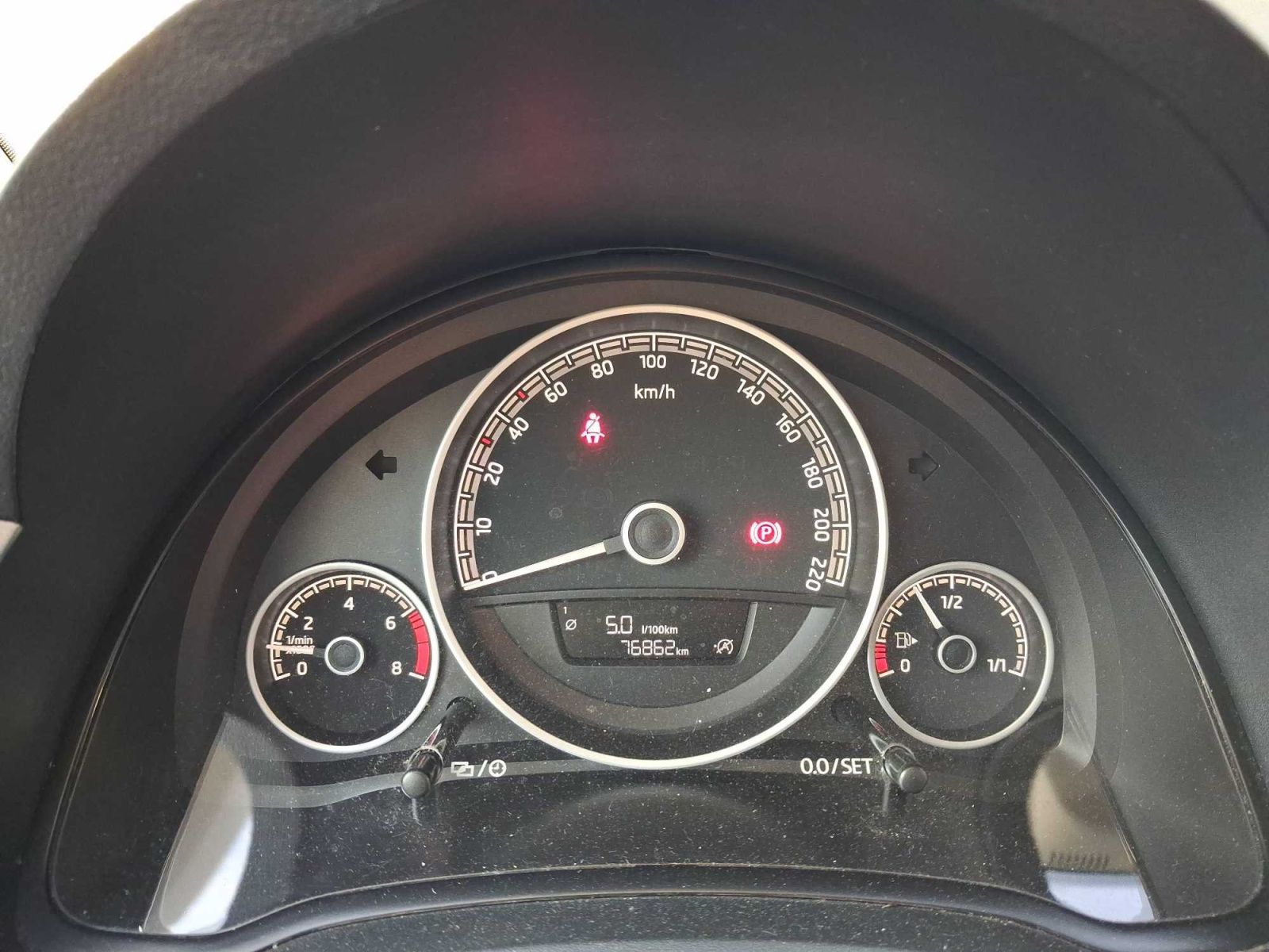 Škoda Citigo, 1.0 MPI, Automatická klima - fotka 3