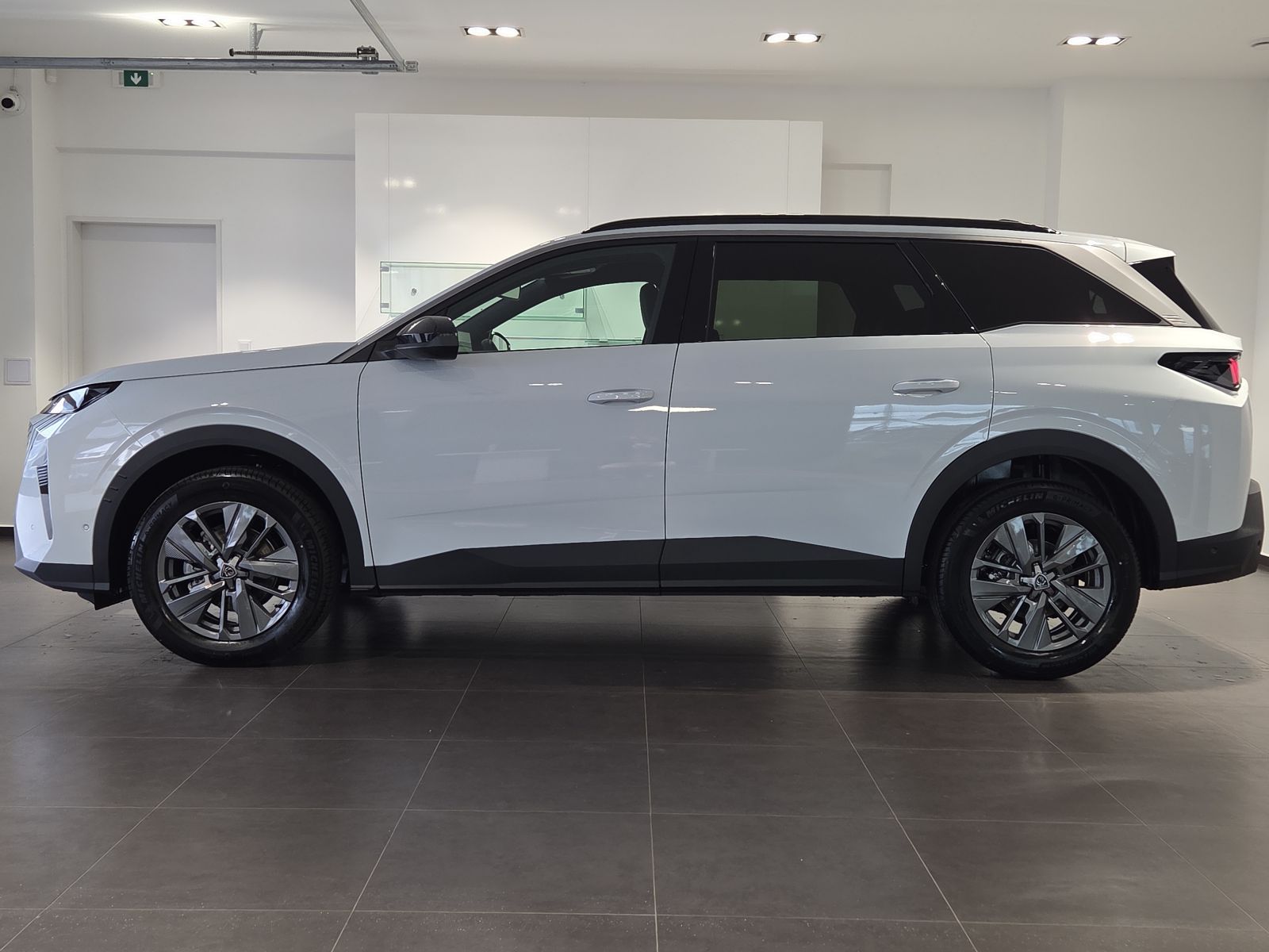 Peugeot 5008, ALLURE Hybrid 145 e-DCS6 - fotka 4