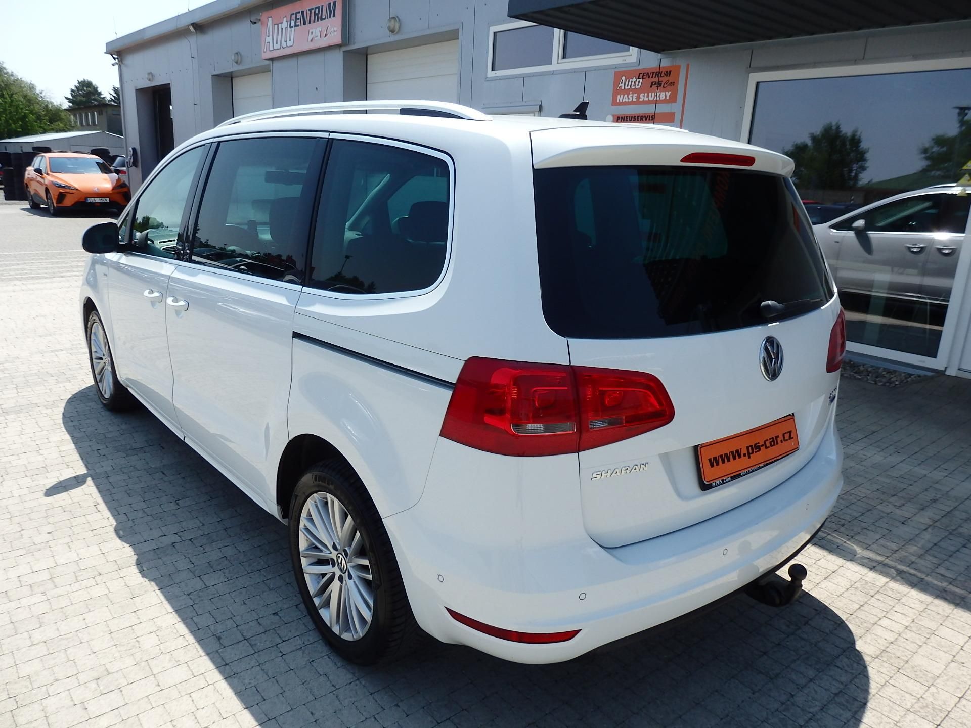 Volkswagen Sharan, 2.0 TDI 103kW DSG, DIGI. KLIMA - fotka 5
